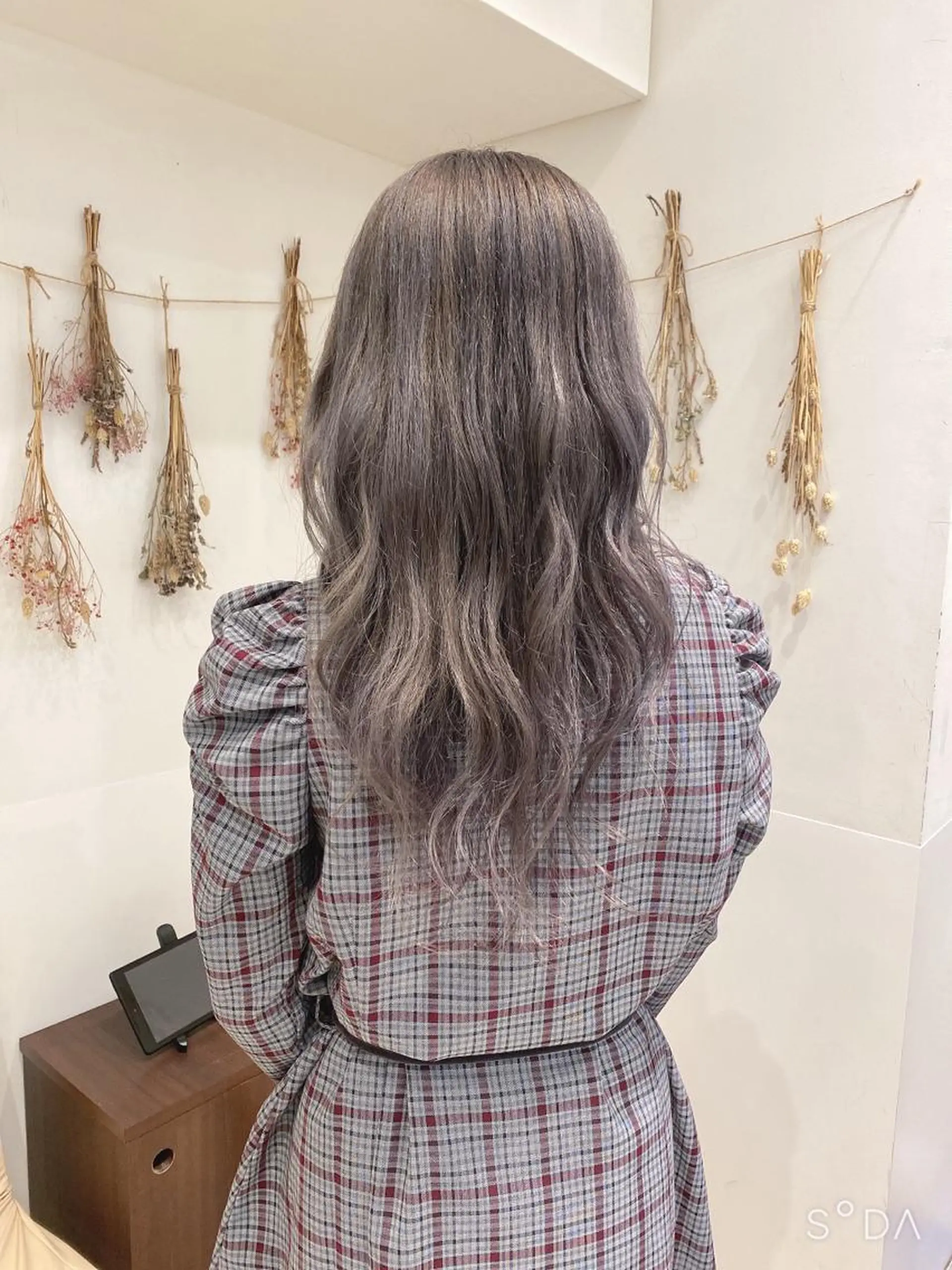 セミロング カラー シルバー はだゆうき @hadadan08のヘアスタイル