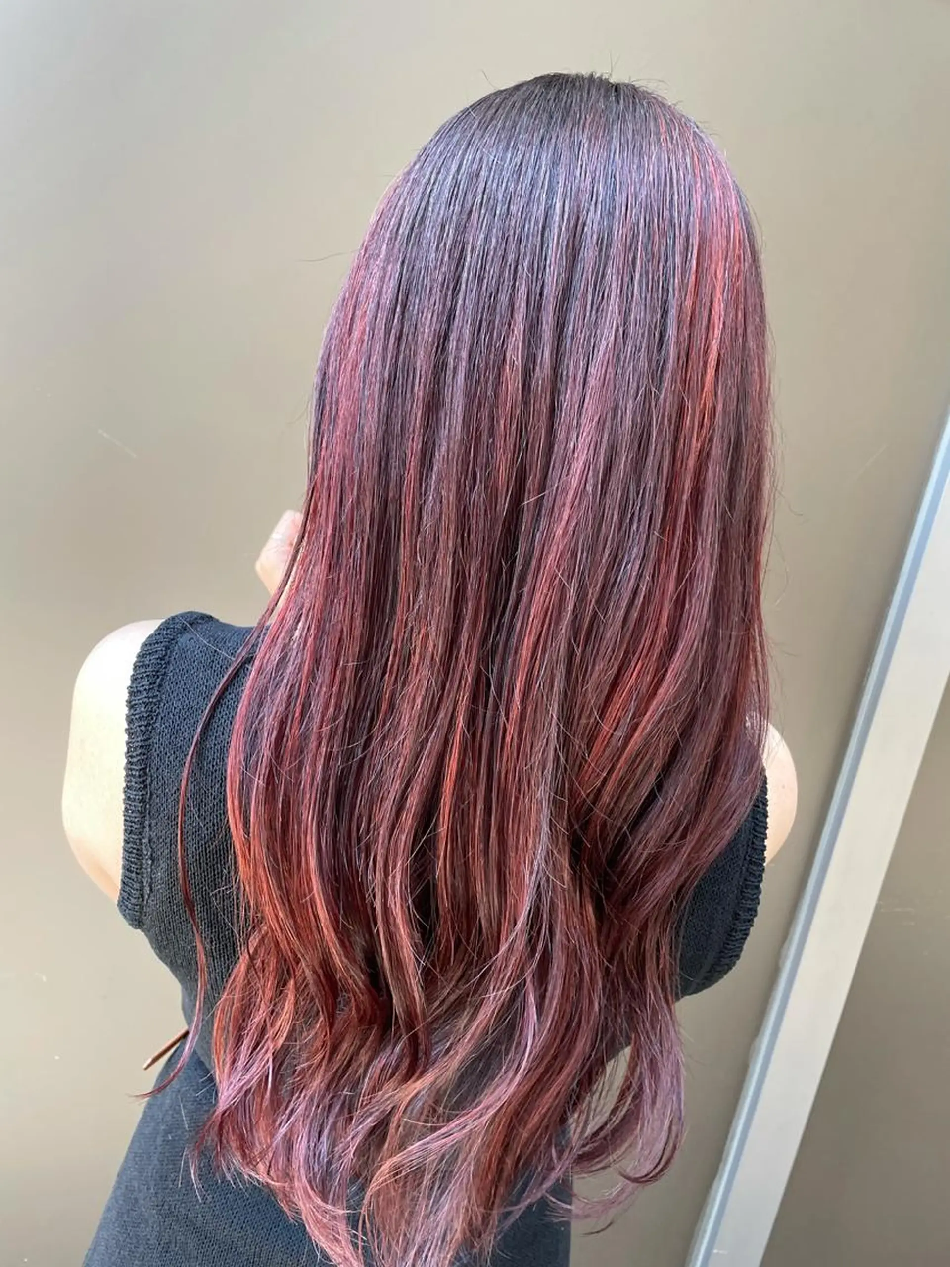 ロング カラー ハイライトカラー ハイライト ヘアセット/髪質改善 🌿 長 若奈のヘアスタイル