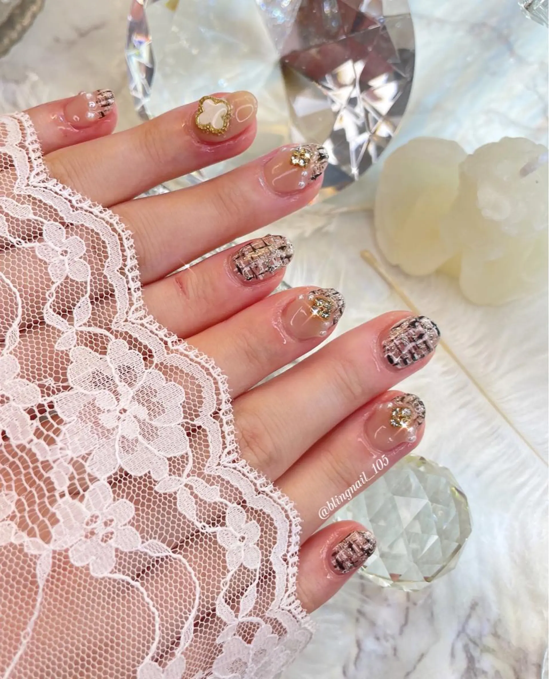 ネイル 23時まで❤︎韓国、 ワンホンネイルのネイルデザイン