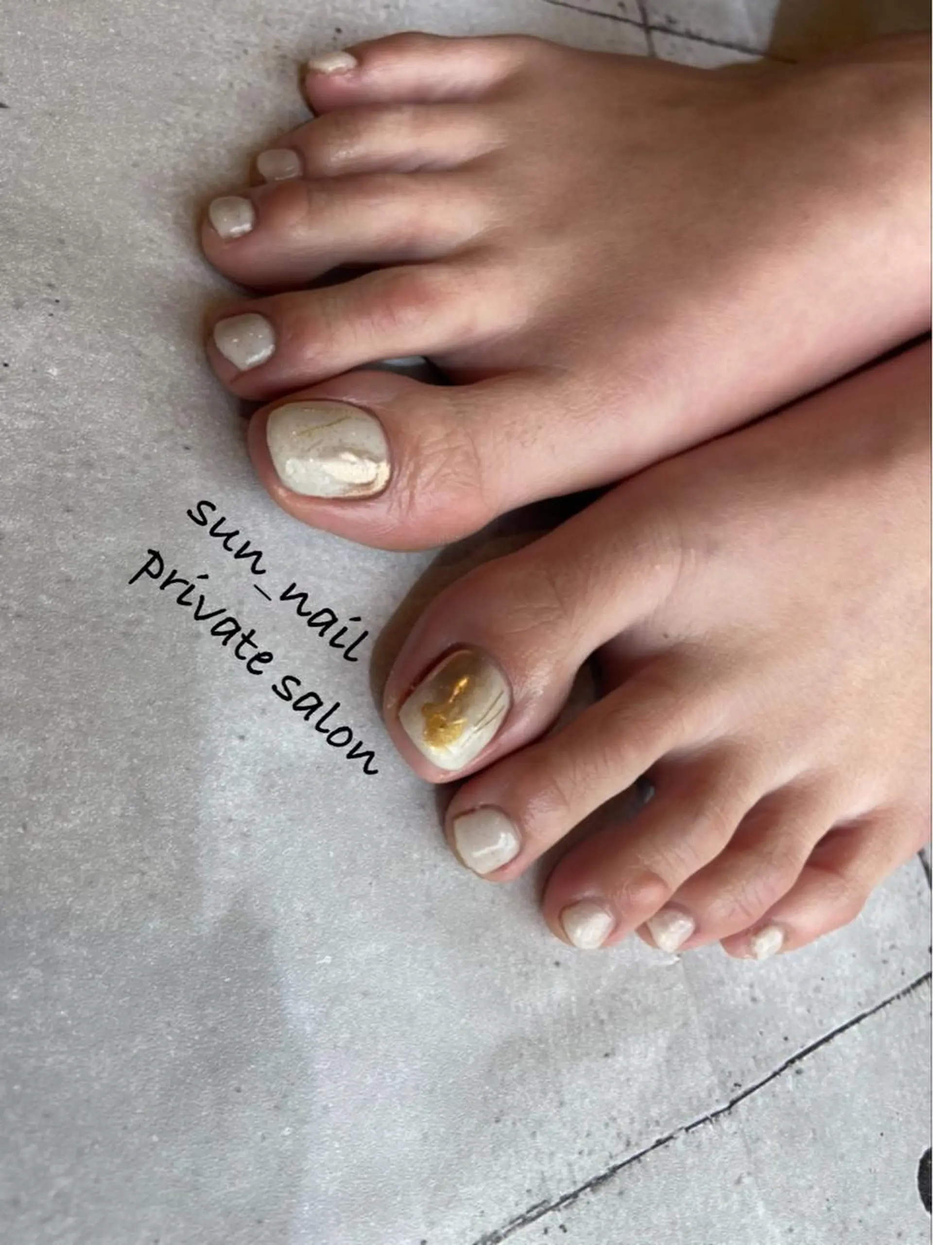 ネイル アートネイル ジェルネイル ミラーネイル ニュアンスネイル 春ネイル . unffのネイルデザイン