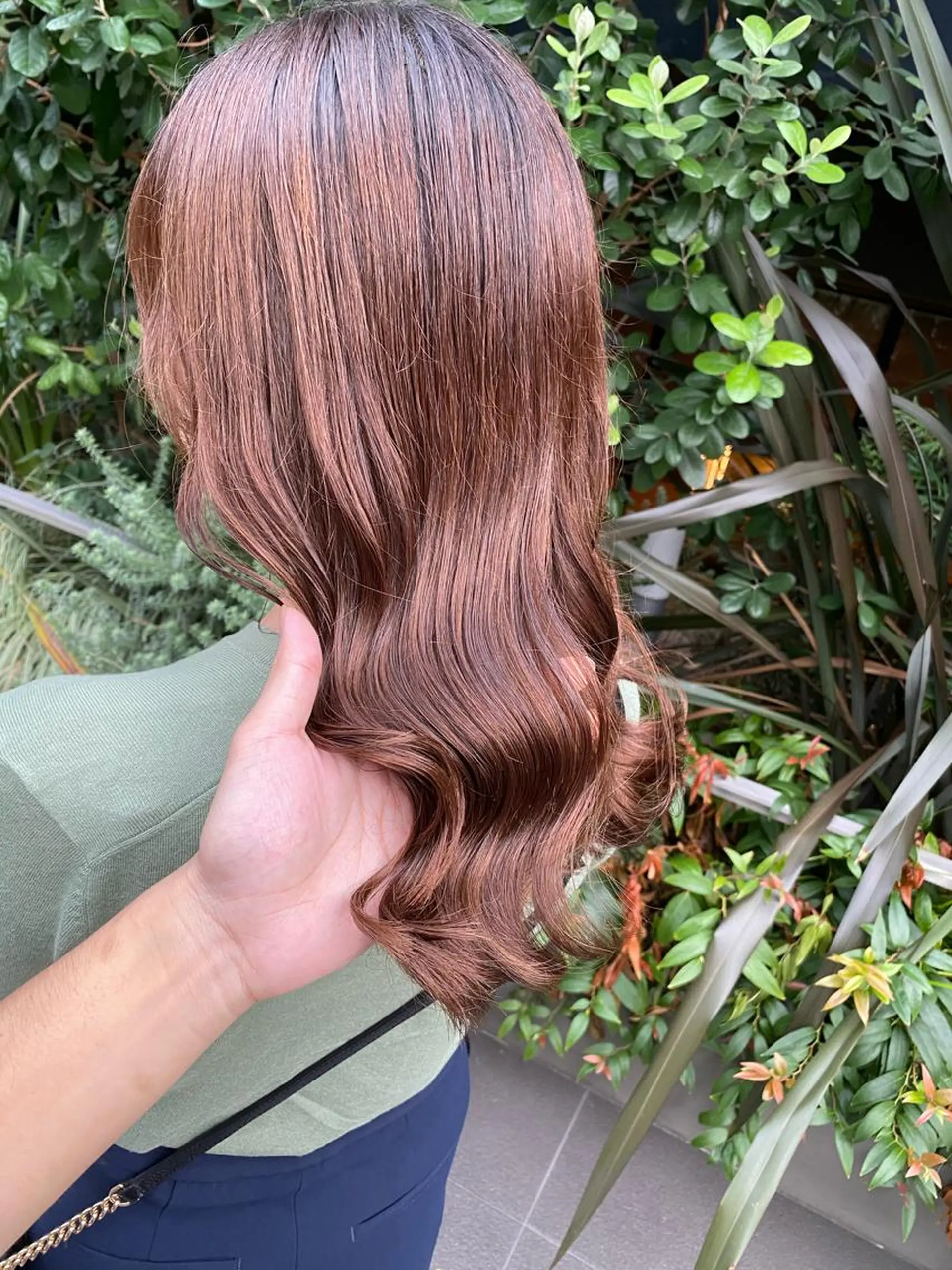 セミロング カラー ヘアアレンジ 外苑前NO.1艶髪 透明感カラーのヘアスタイル