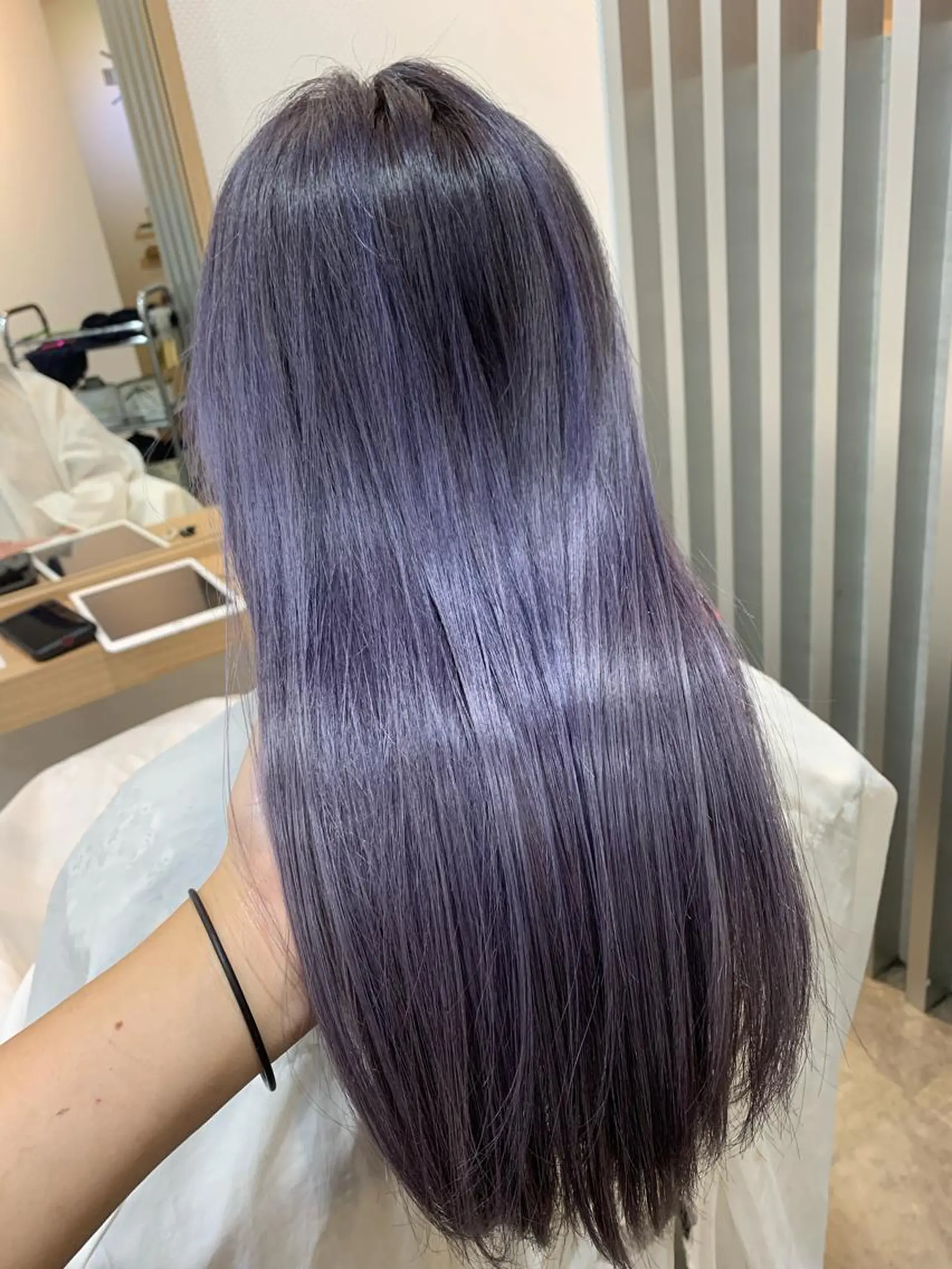 ロング カラー ヘアカラー トリートメント ヘアセット 透け感✨ダメージレス カラーHana🤍のヘアスタイル