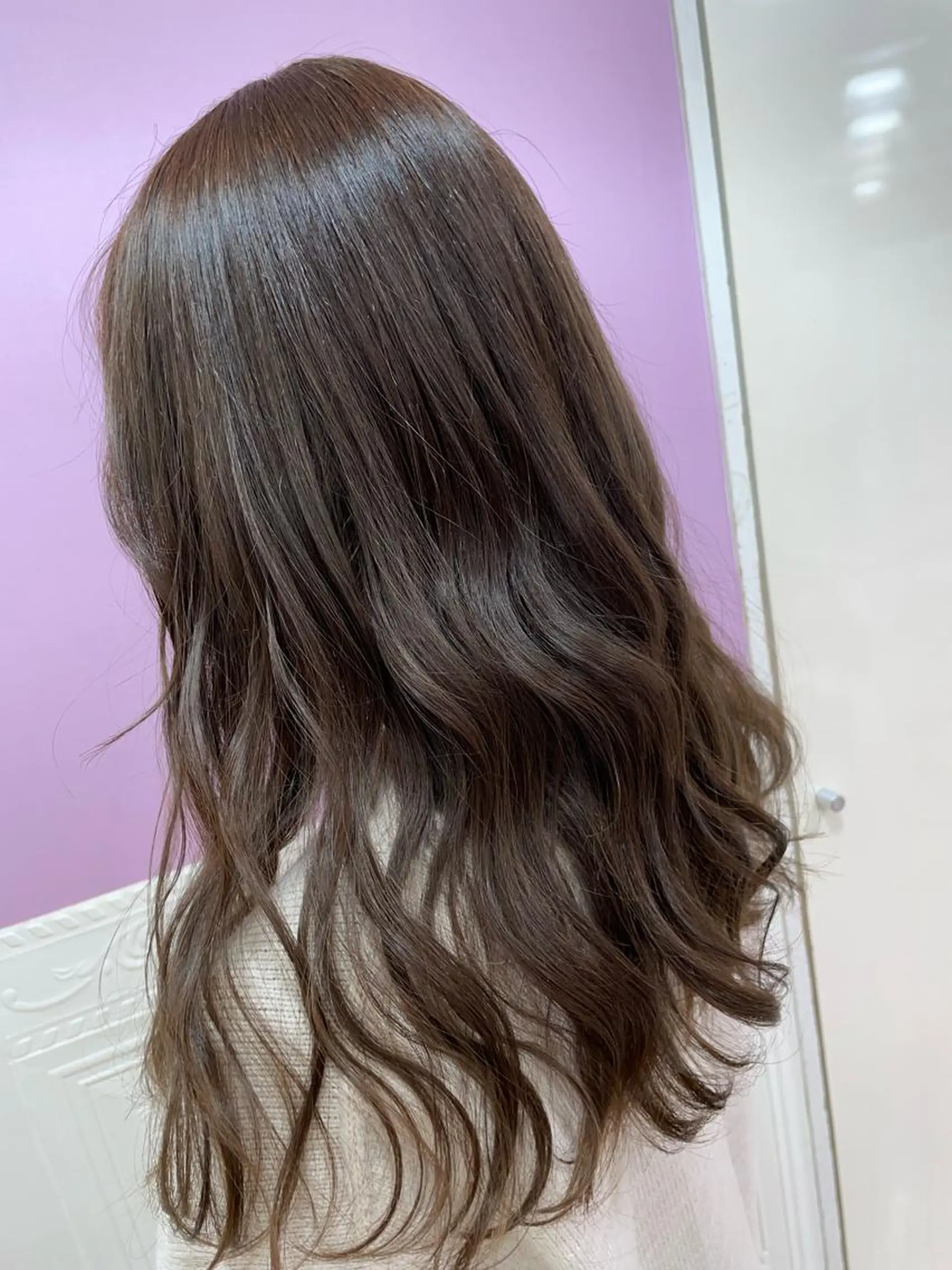 ロング アッシュ アッシュブラウン 村上 祐香のヘアスタイル