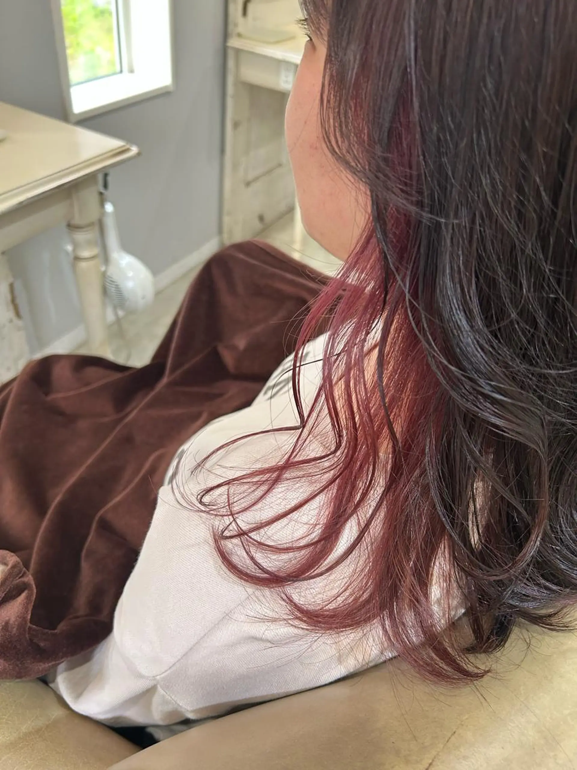 ミディアム PACE所属・ayumi ／透明感カラーのヘアスタイル