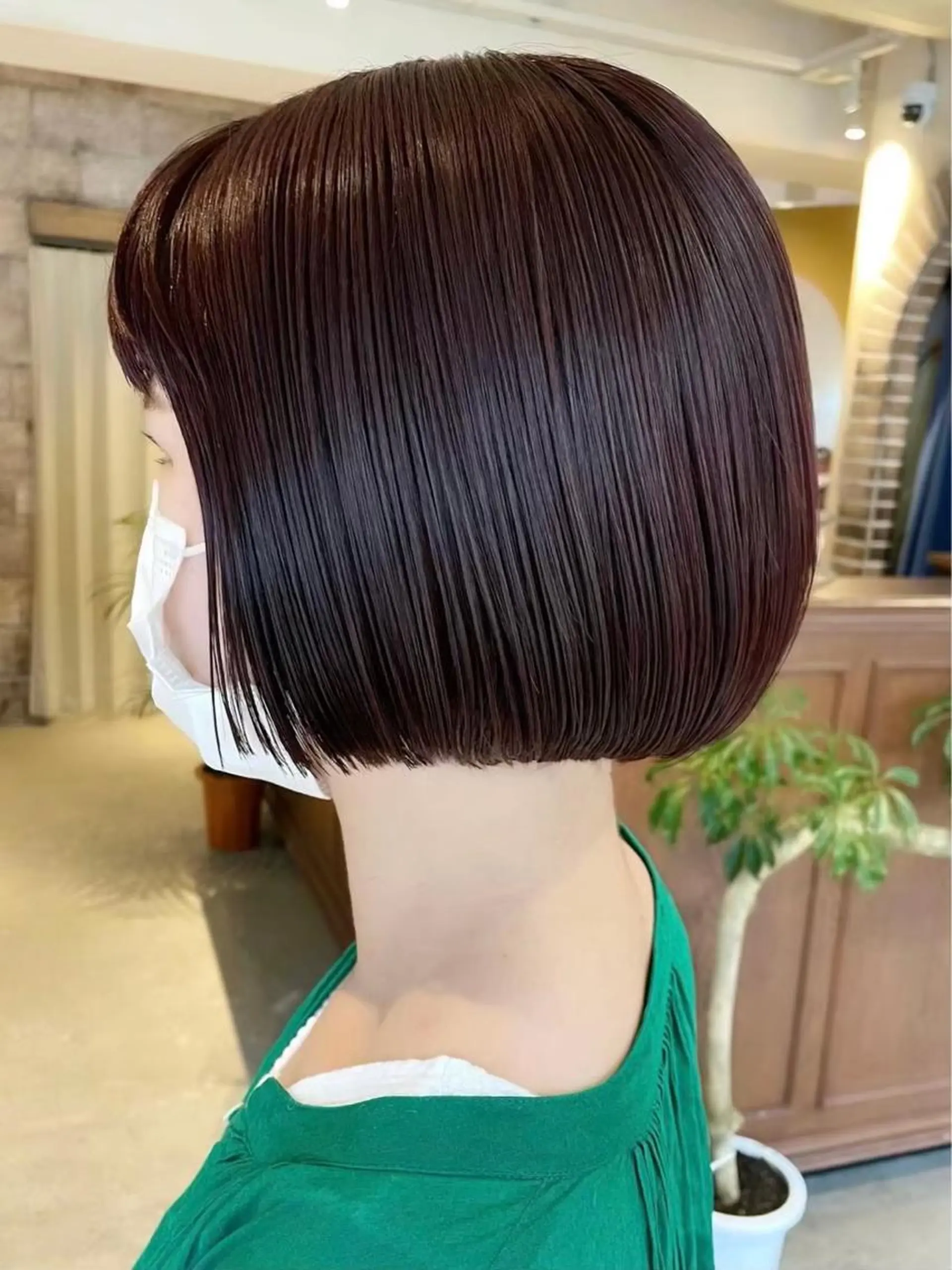 ショート カラー バレイヤージュ ブリーチ ケアブリーチ ダブルカラー ハイライトカラー 神戸ボブ✂️ ioe三宮/田 伸佳のヘアスタイル