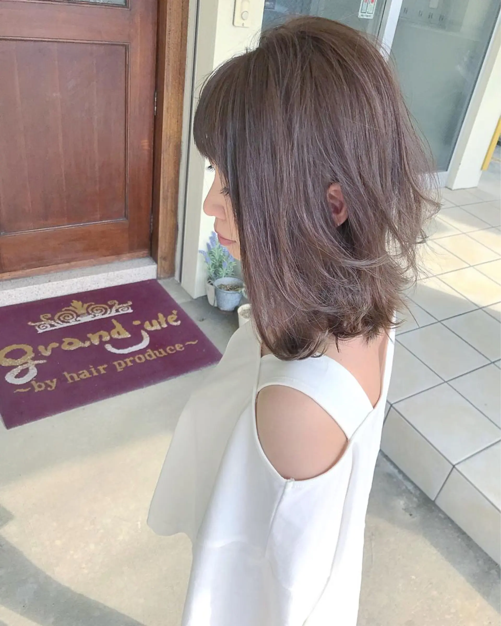 ショート カラー grand juteのヘアスタイル