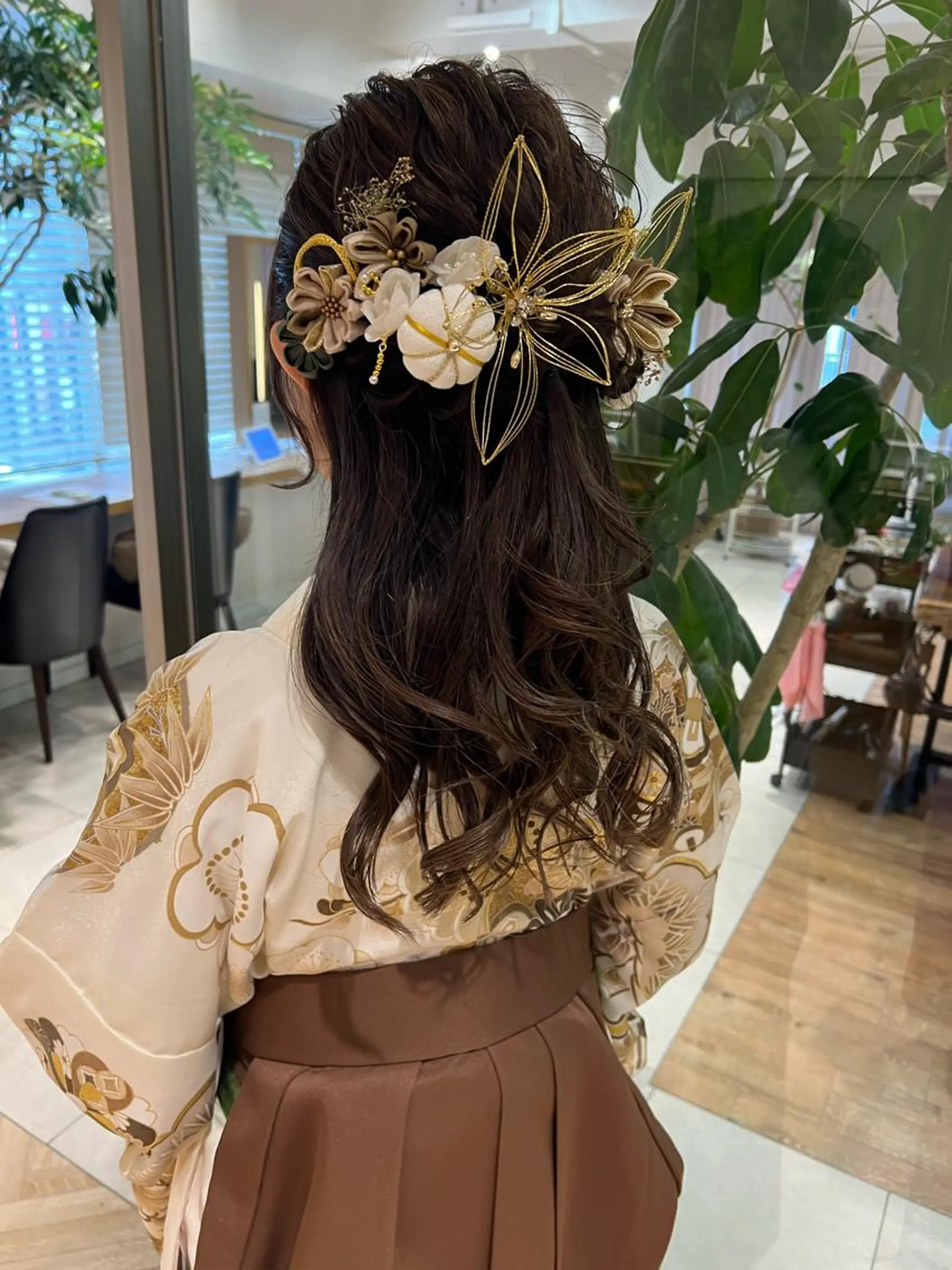 セミロング カラー ヘアアレンジ ヘアセット ヘアアレンジ支持率 No.1🥇RIKOのヘアスタイル