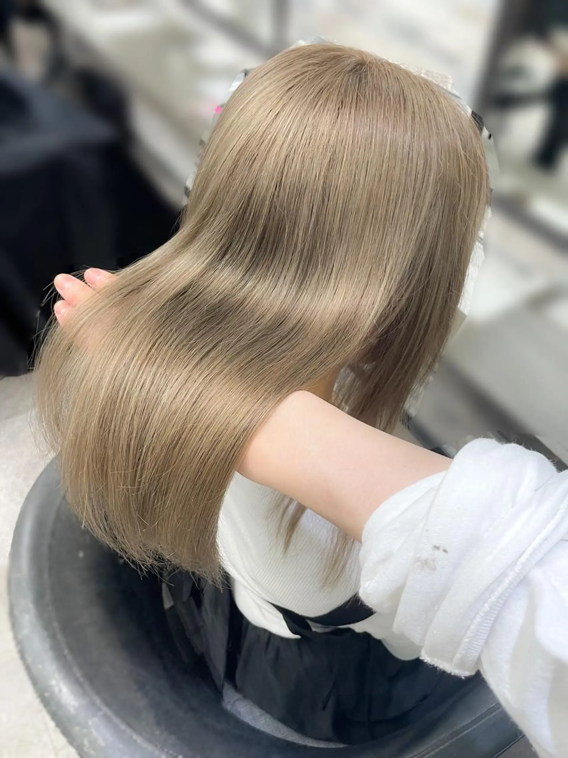 ミディアム ハイトーンエクステ 🎩カズキ🎩のヘアスタイル