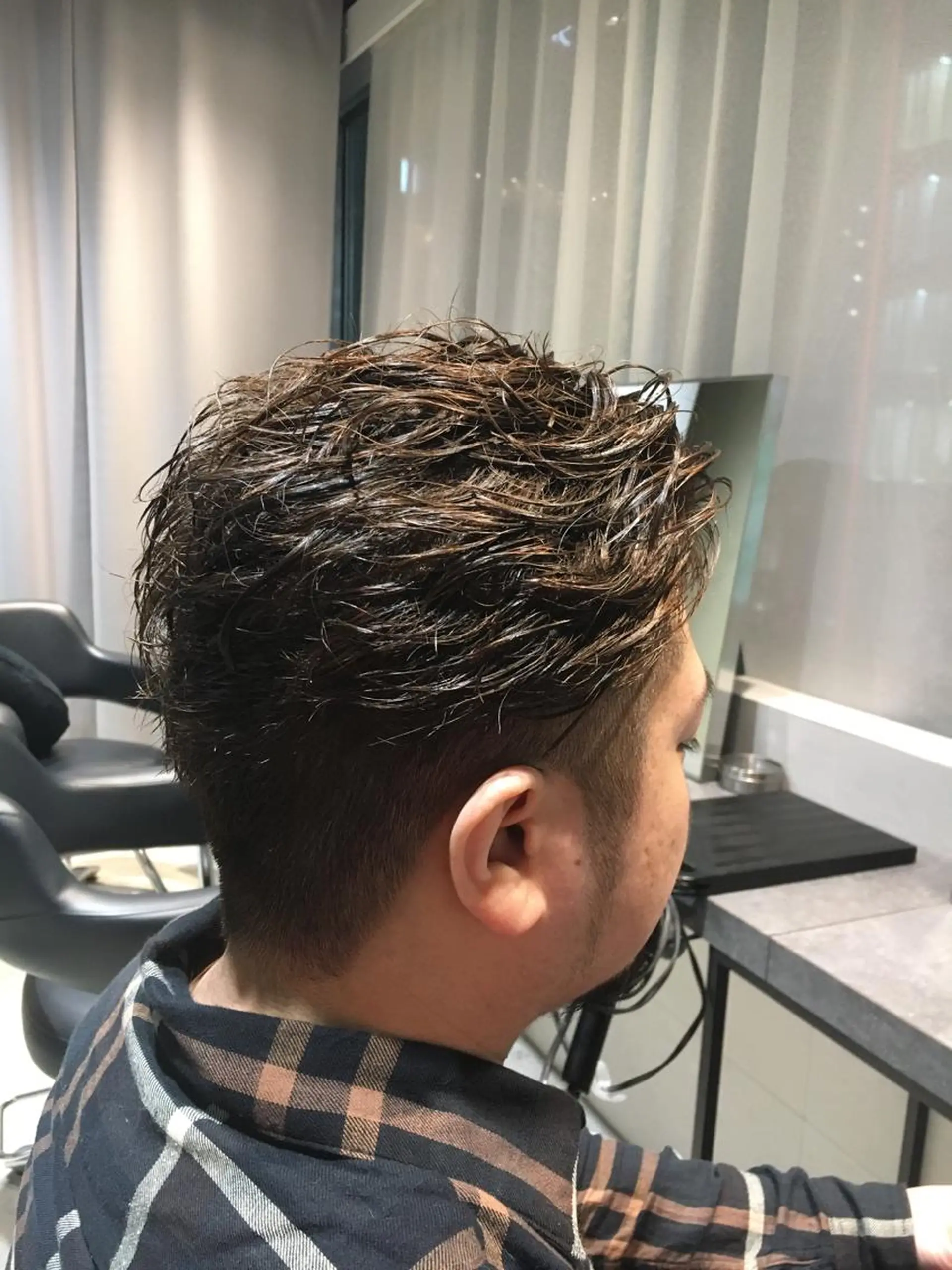 ショート カラー メンズ 刈り上げ イルミナカラー カット ヘアカラー トリートメント 髪質改善ULTOWA ✨松井　美幸のヘアスタイル