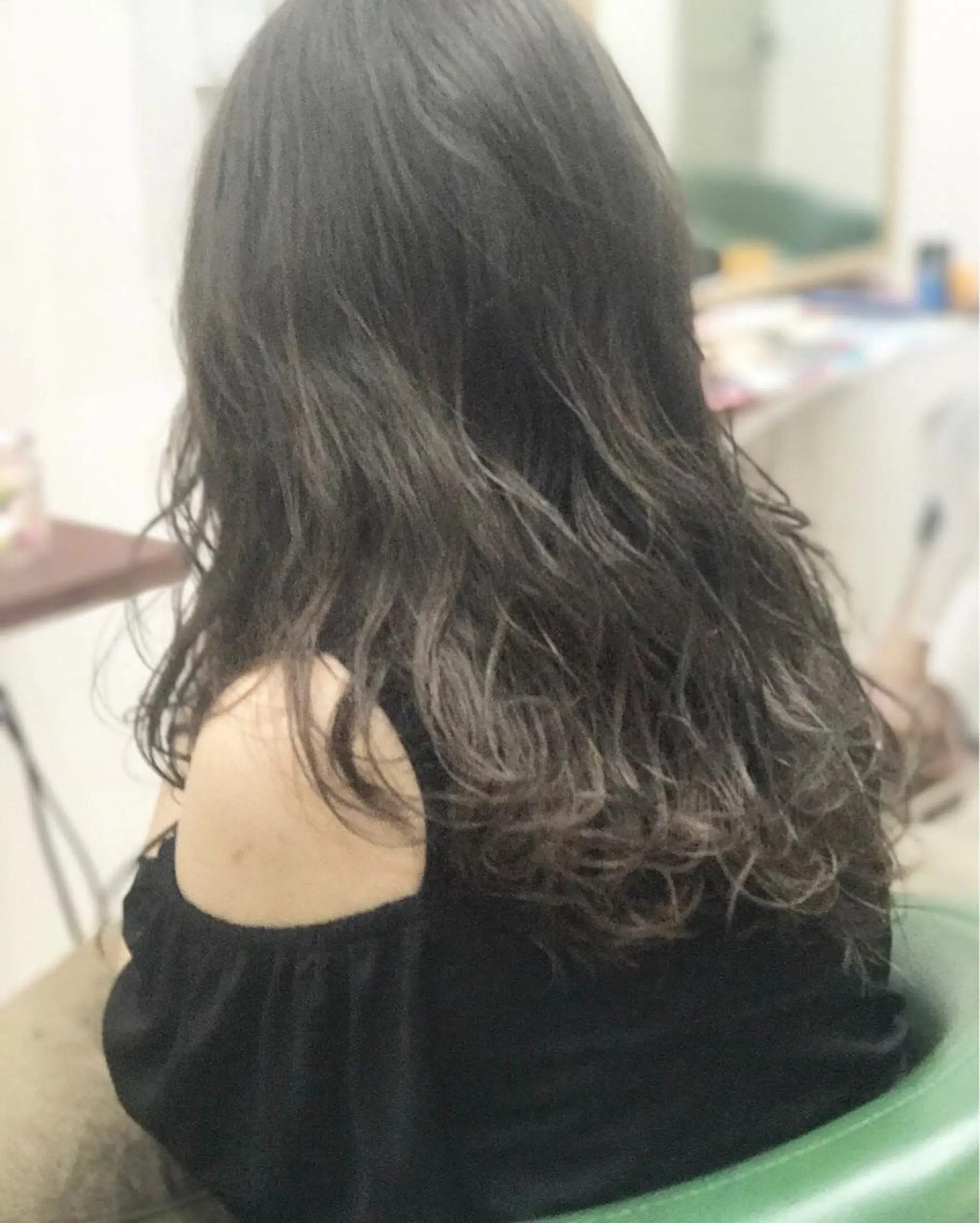 ロング カラー アディクシーカラー イルミナカラー 外国人風カラー tipi 香椎・千早のヘアスタイル