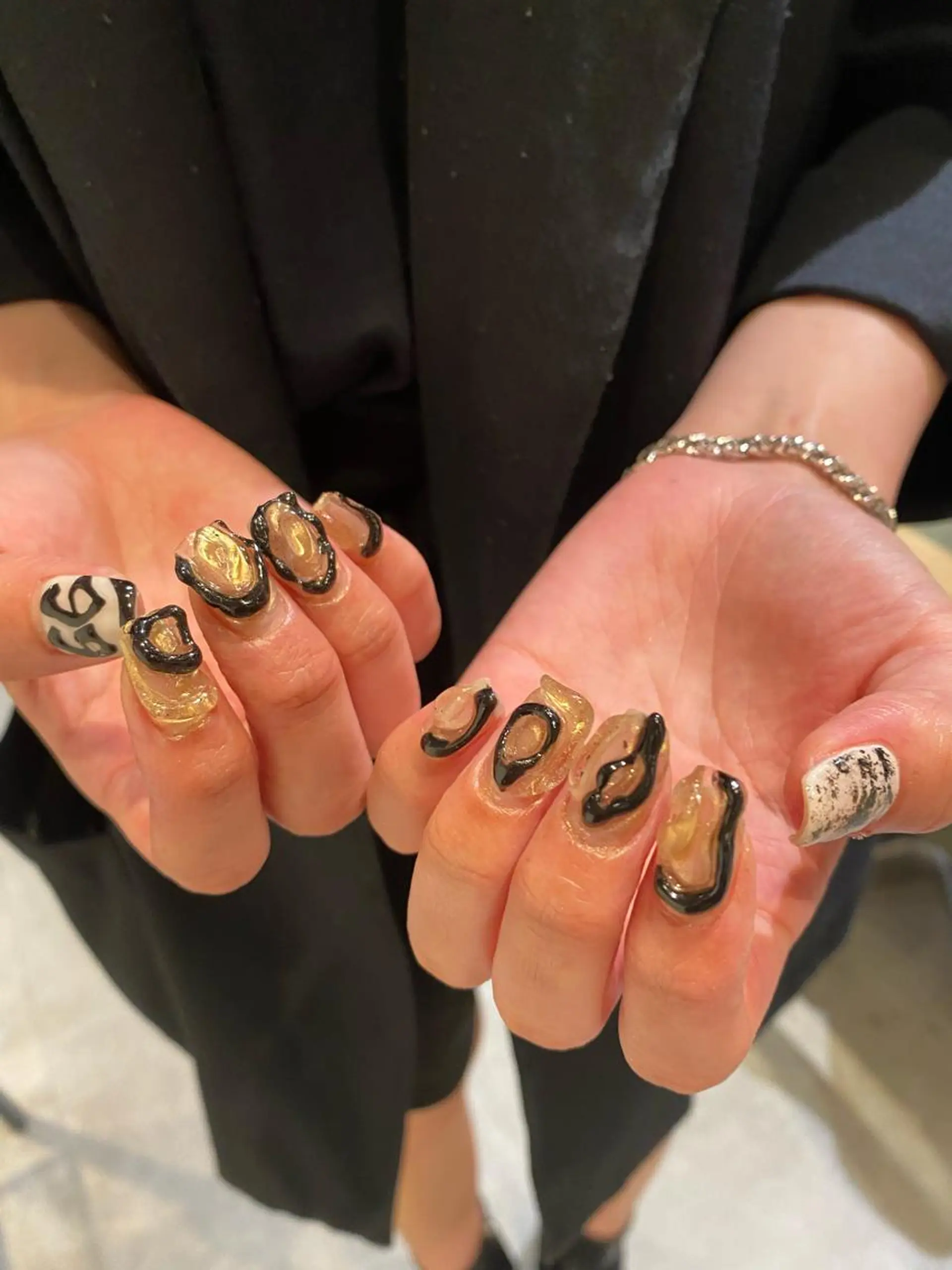 ネイル AO所属・RISAKO 艶髪モテヘア🎀府中のヘアスタイル