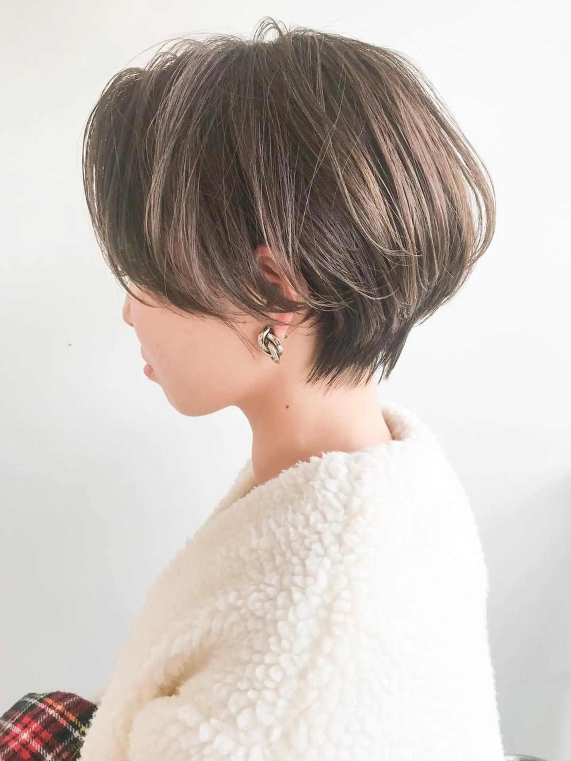 ショート カラー ショート/レイヤー なら石井知希のヘアスタイル