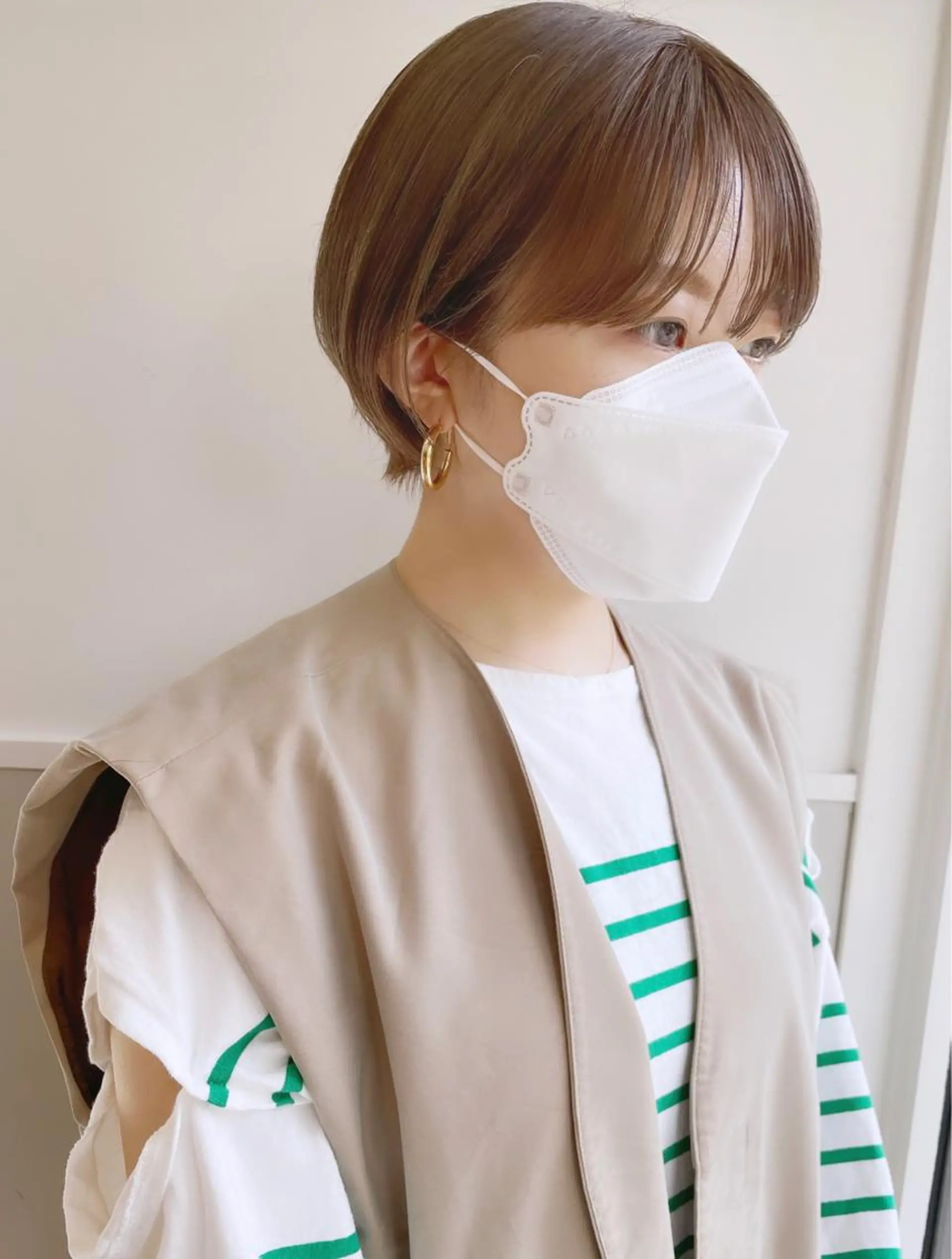 ショート カラー ハイトーンカラー ショートヘア カット ヘアカラー 齋藤 咲のヘアスタイル