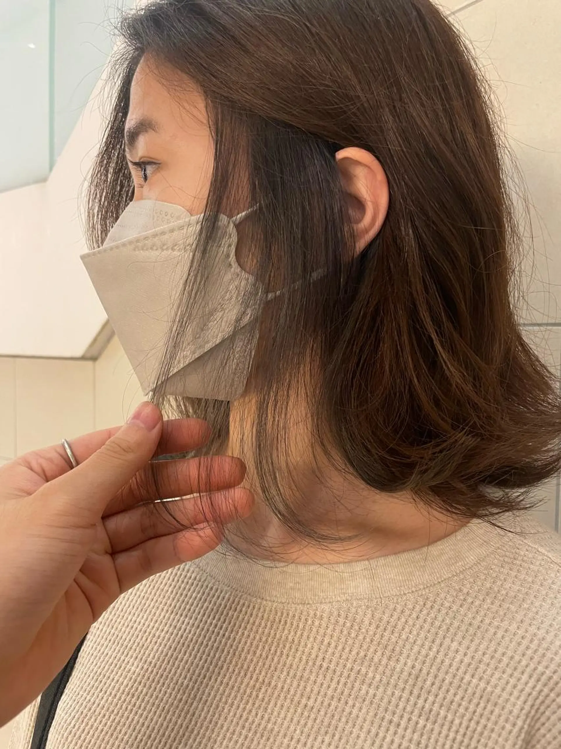 ミディアム カラー ヘアカラー トリートメント ケアブリーチ/ エクステ/レイヤーのヘアスタイル