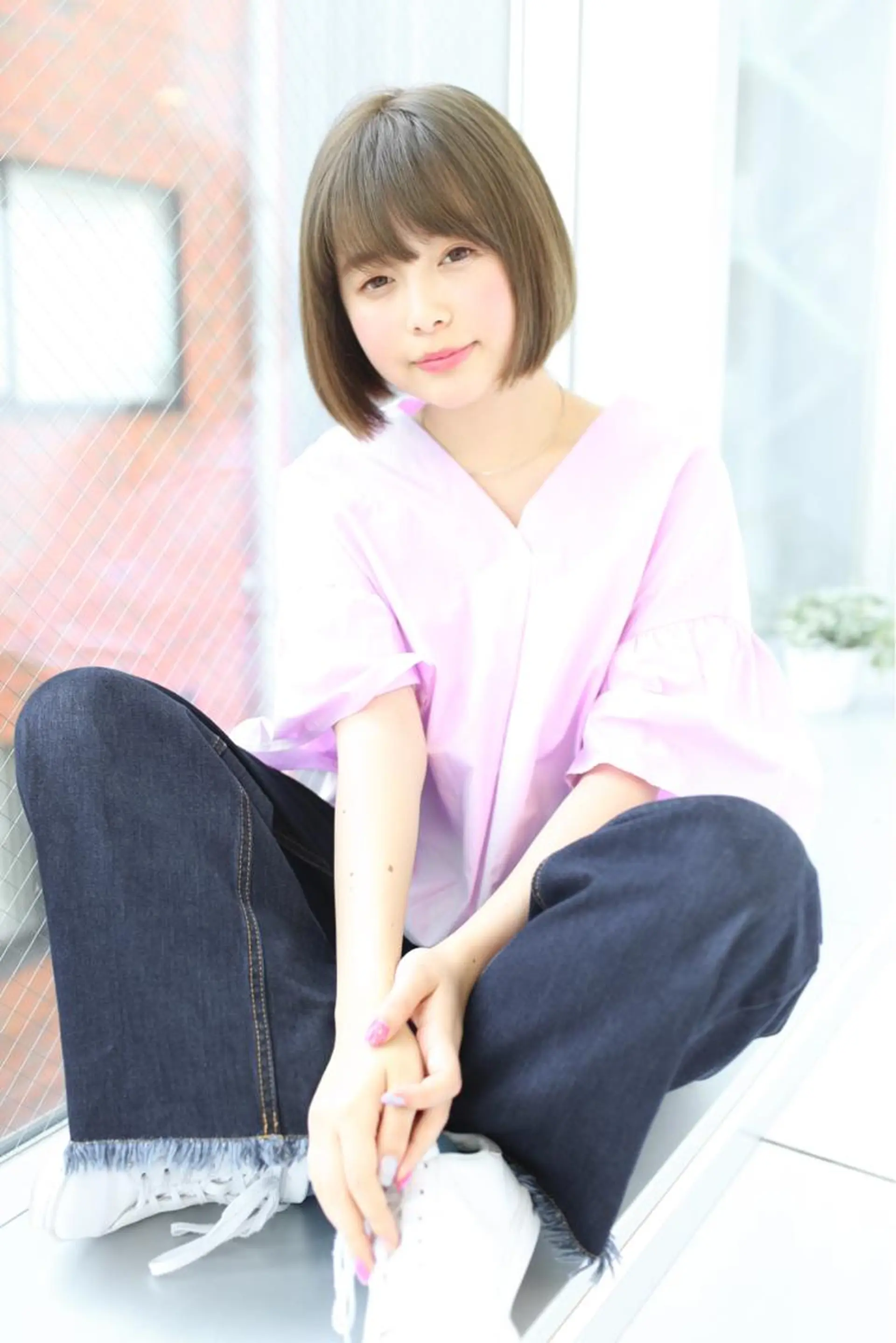 ショート アッシュ 齋藤 咲のヘアスタイル