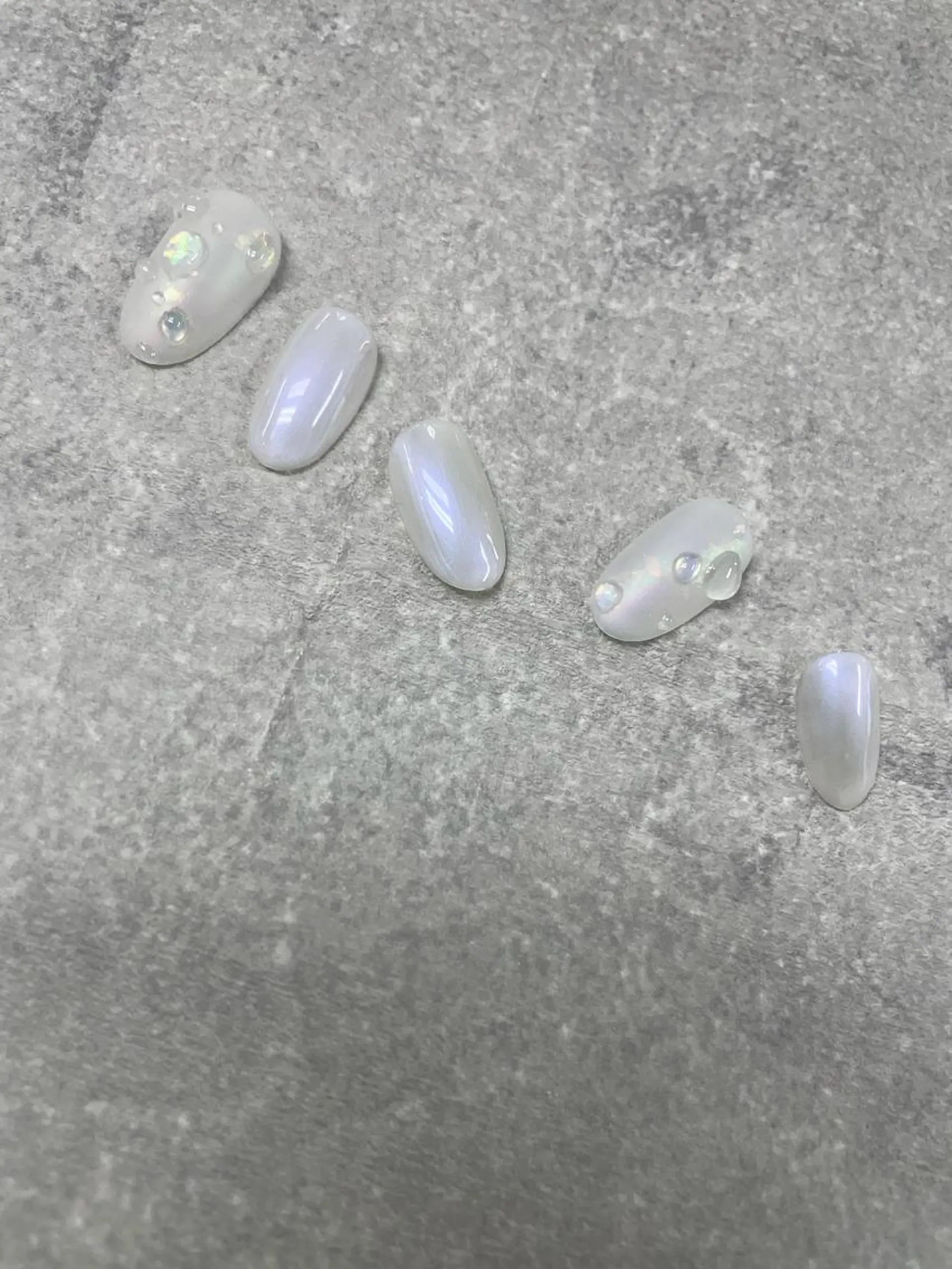 ネイル ホワイト ハンドネイル ハンドケア FASTNAIL PLUS 新宿店のネイルデザイン