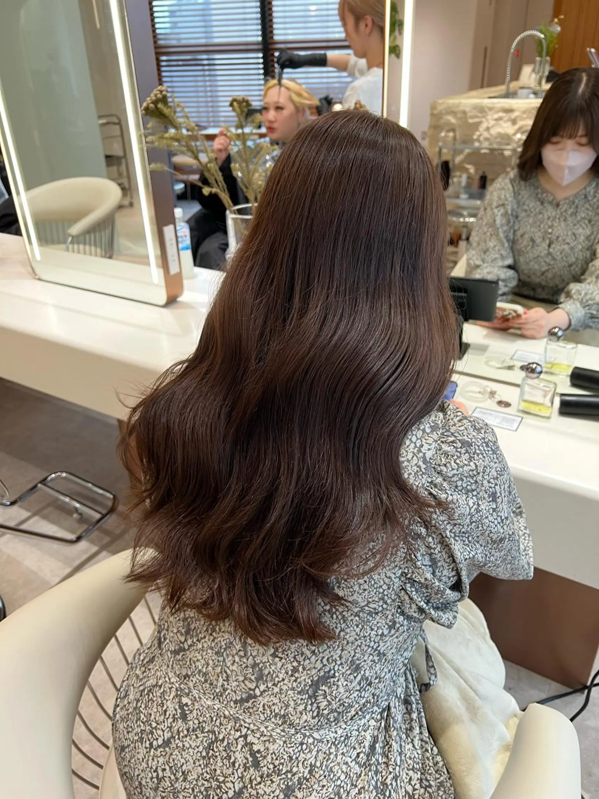 セミロング カラー アッシュ パープルカラー パープルアッシュ 韓国風ヘア 韓国レイヤー🇰🇷 韓国研修◎渋谷カイトのヘアスタイル