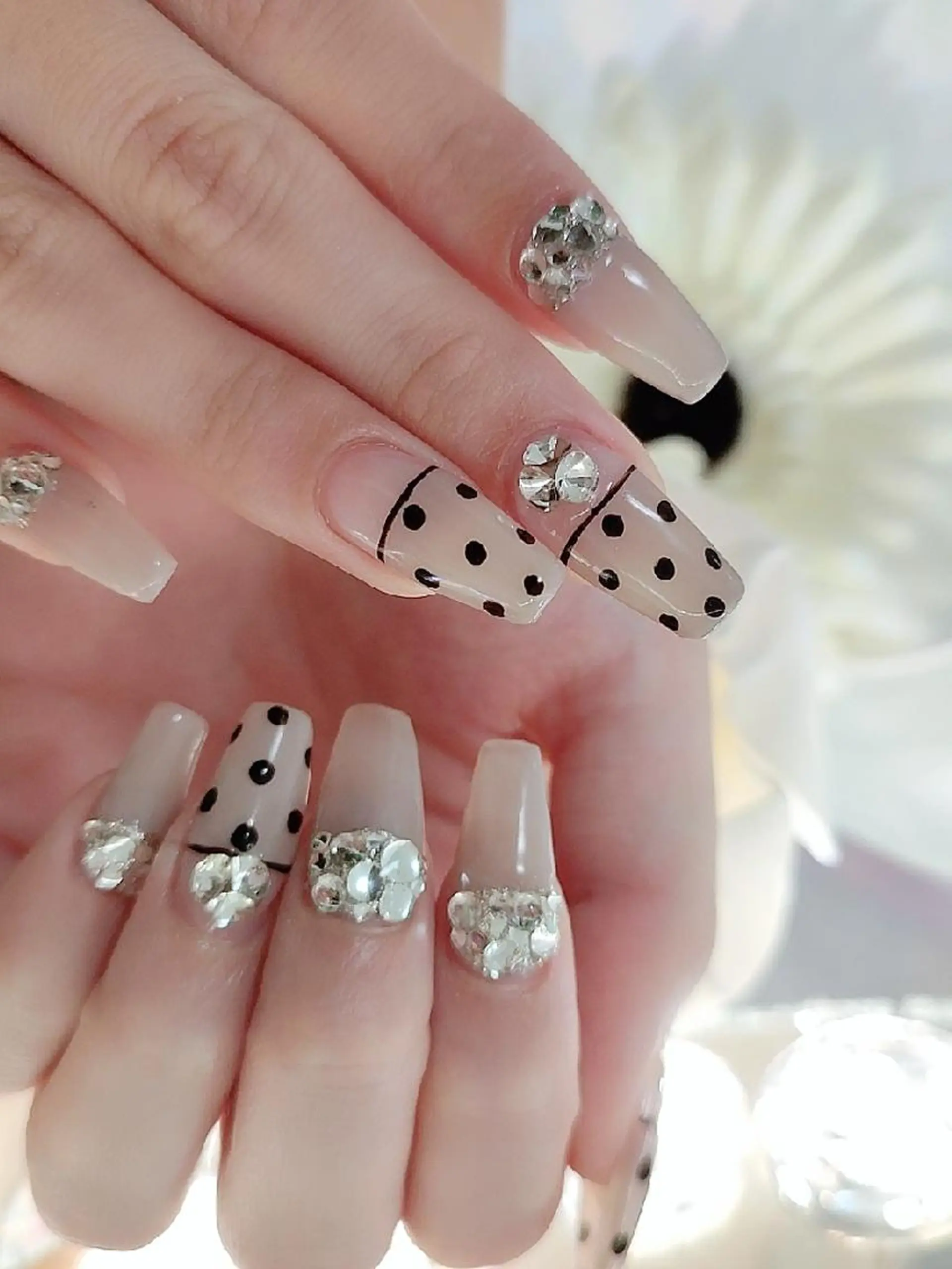 ネイル ハンドネイル RUNWAY 　　の眉毛・アイブロウイメージ