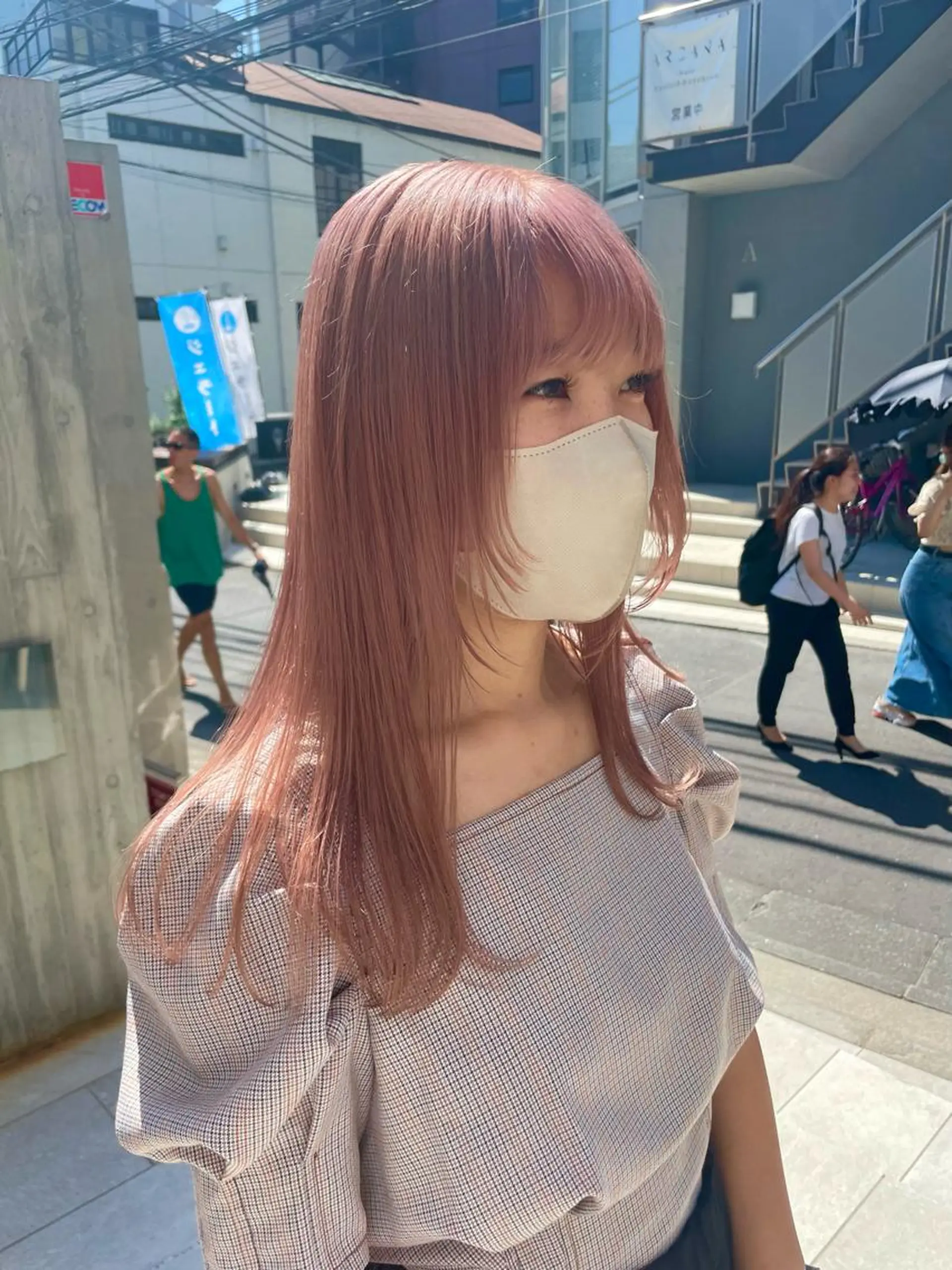 セミロング カラー ヘアカラー トリートメント ザクザクレイヤー 🍀/ブリーチ/小田のヘアスタイル