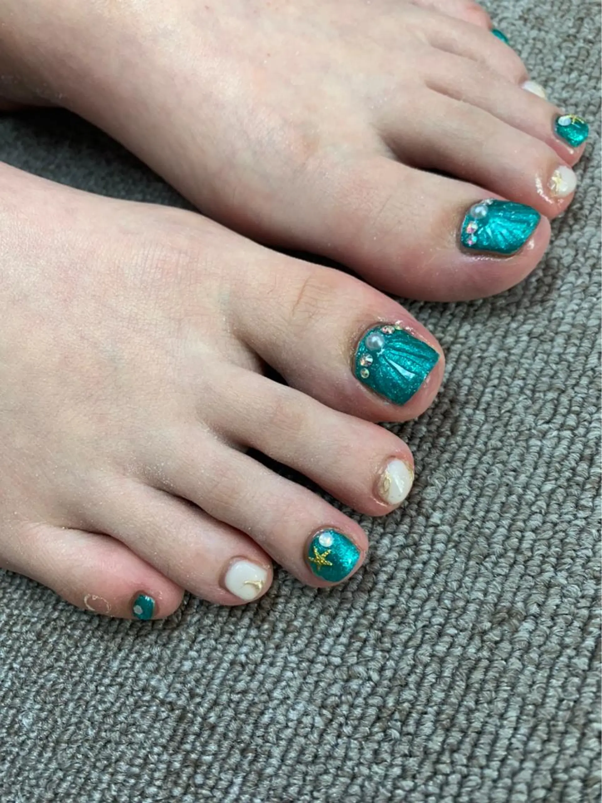 ネイル フットネイル NAIL Salon IP所属・長谷川 奈緒美のネイルデザイン