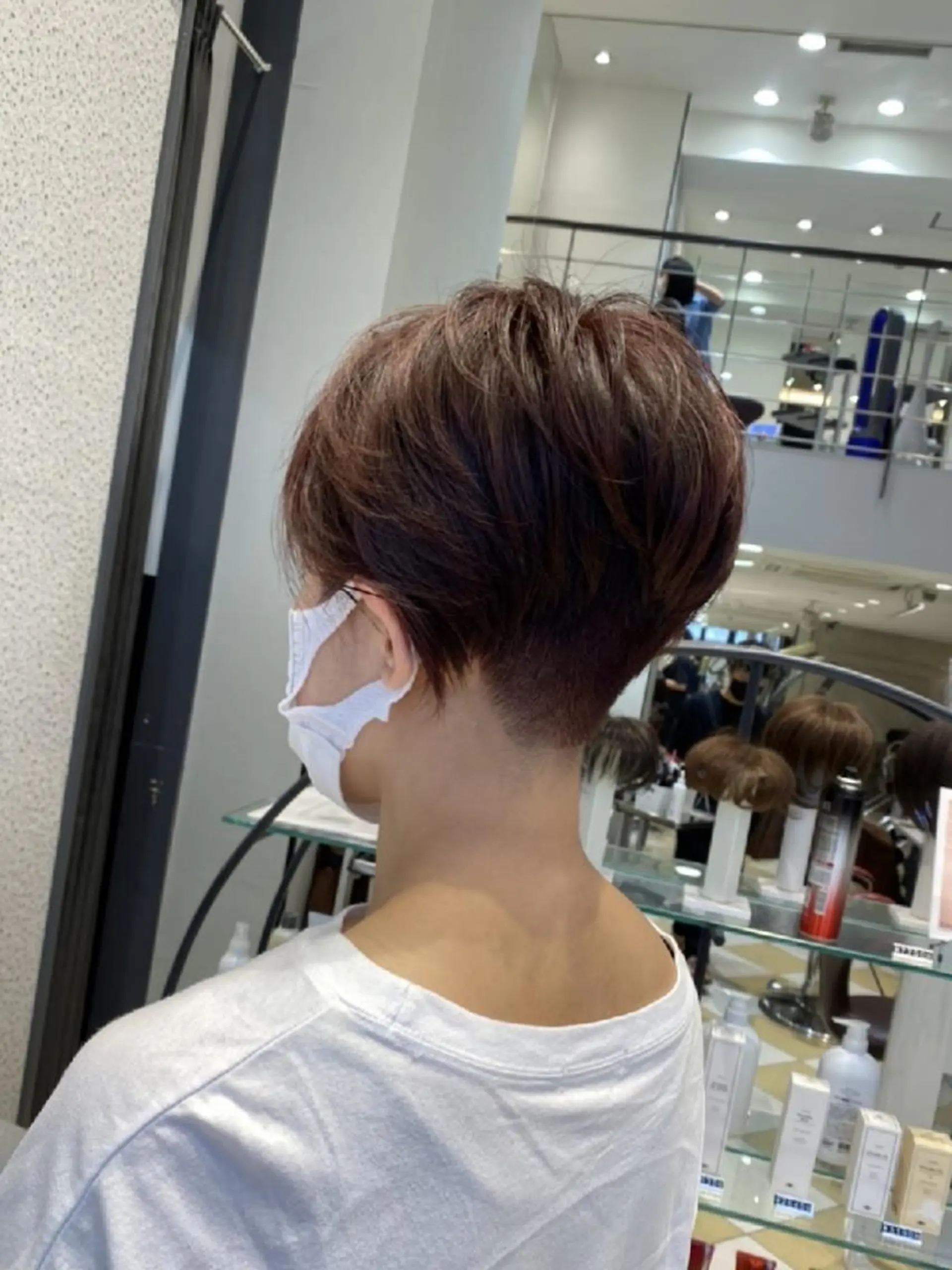 ショート カラー  知念　香トータル ビューティー🌷のヘアスタイル