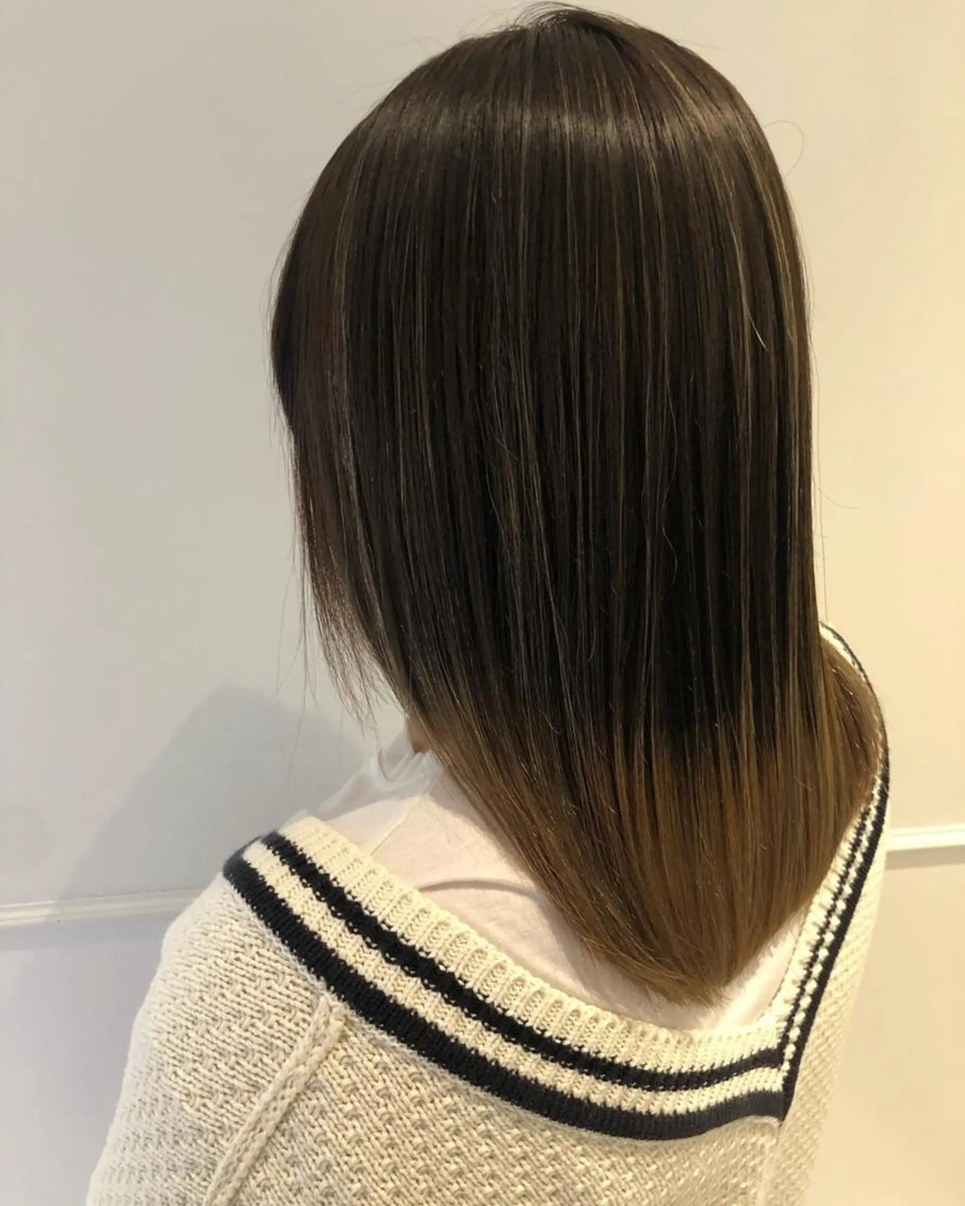 ミディアム カラー グラデーションカラー ハイライトカラー ハイライト 学生 -5歳大人ﾊｲﾗｲﾄ ✨津嘉山のヘアスタイル