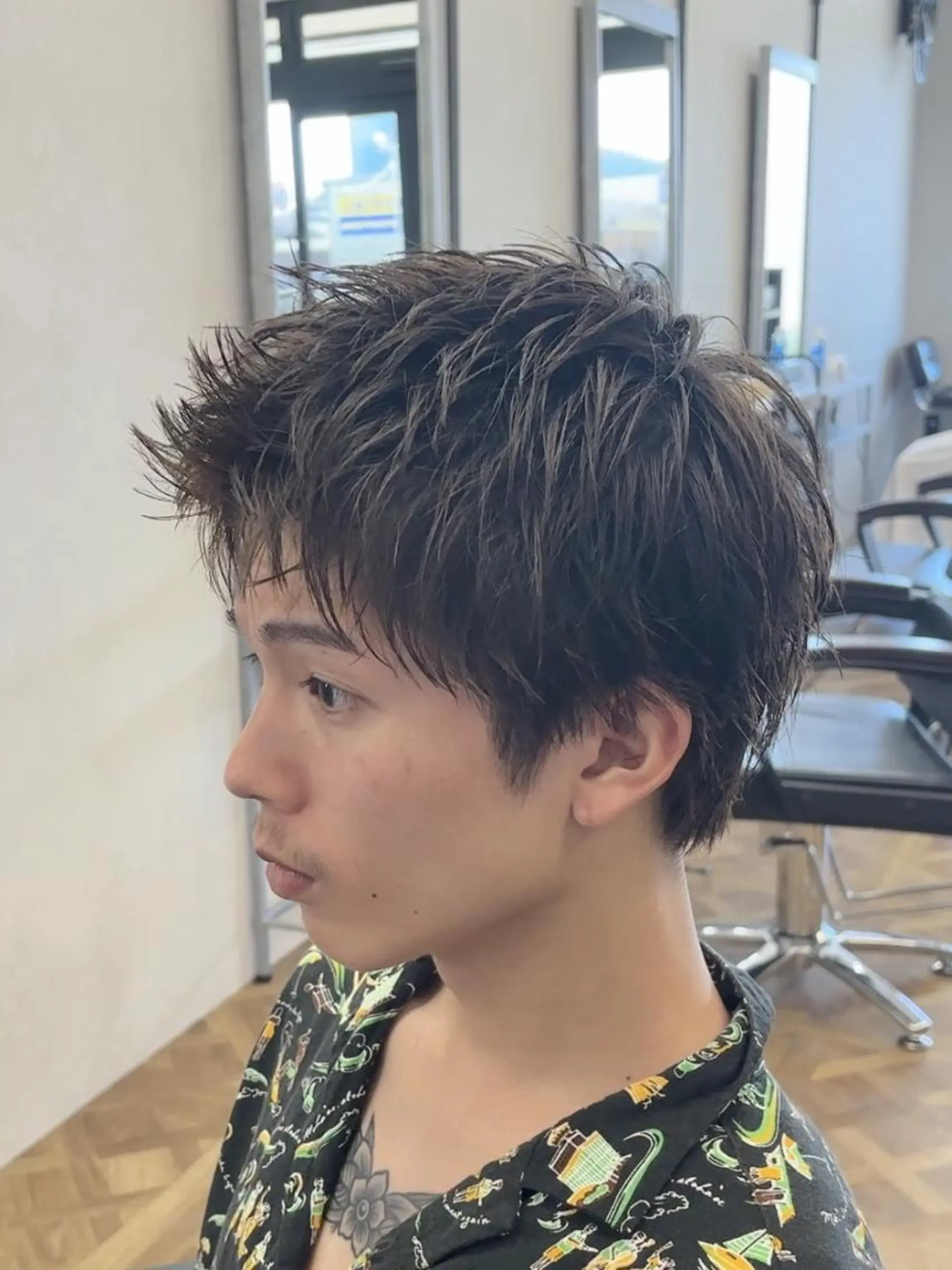 ショート 坪田 龍馬の眉毛・アイブロウイメージ