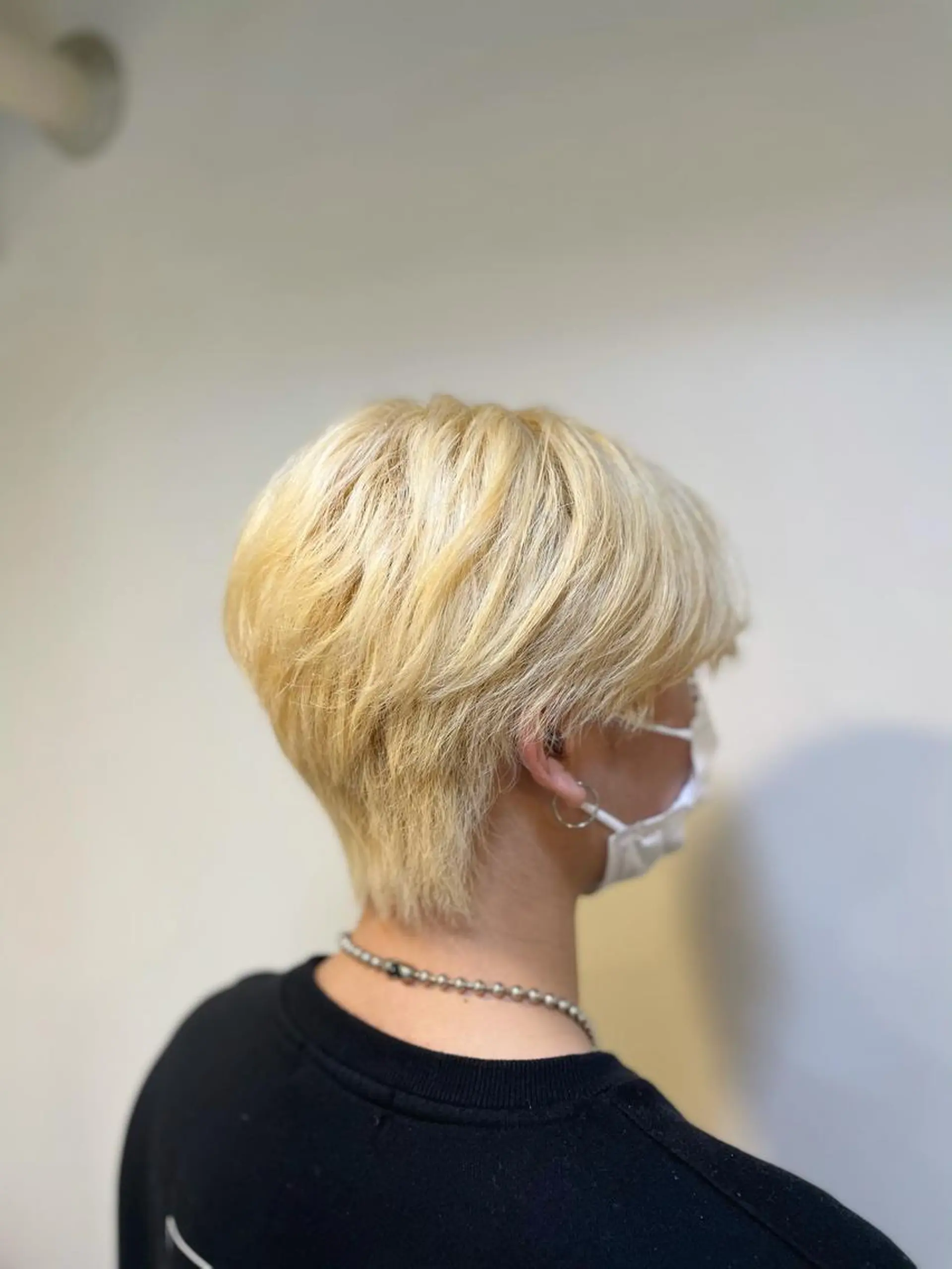 ミディアム カラー メンズ メンズブリーチ ブリーチ カット ヘアカラー 小野 康生のヘアスタイル