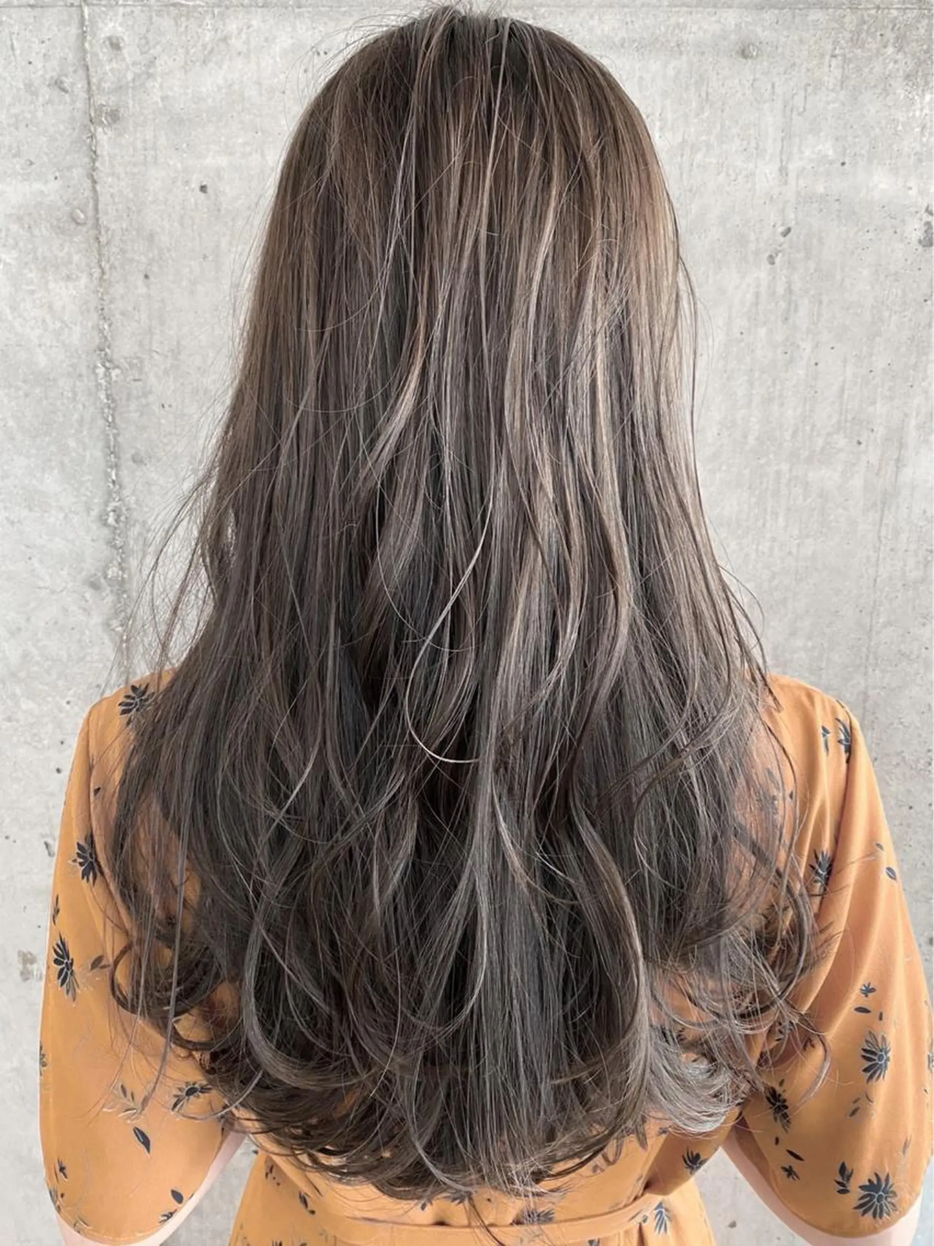 ミディアム カラー 南堀江🌿パーマ Tetsu【テツ】のヘアスタイル