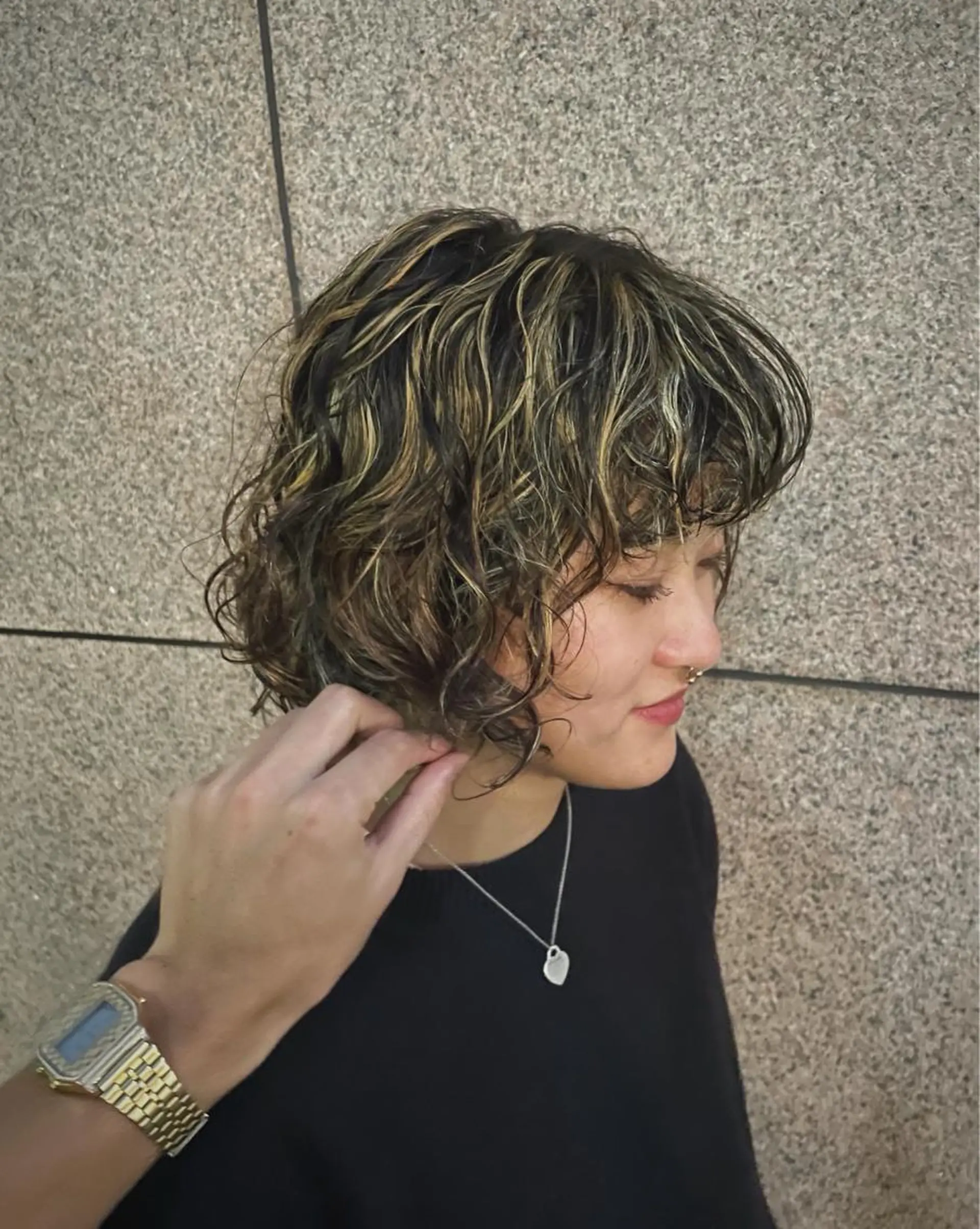 ショート パーマ ボブ ハイライト スパイラルパーマ カット ヘアカラー パーマ Hair SENSE 平井【ヘアーセンス】所属・Ikeda Uのヘアスタイル