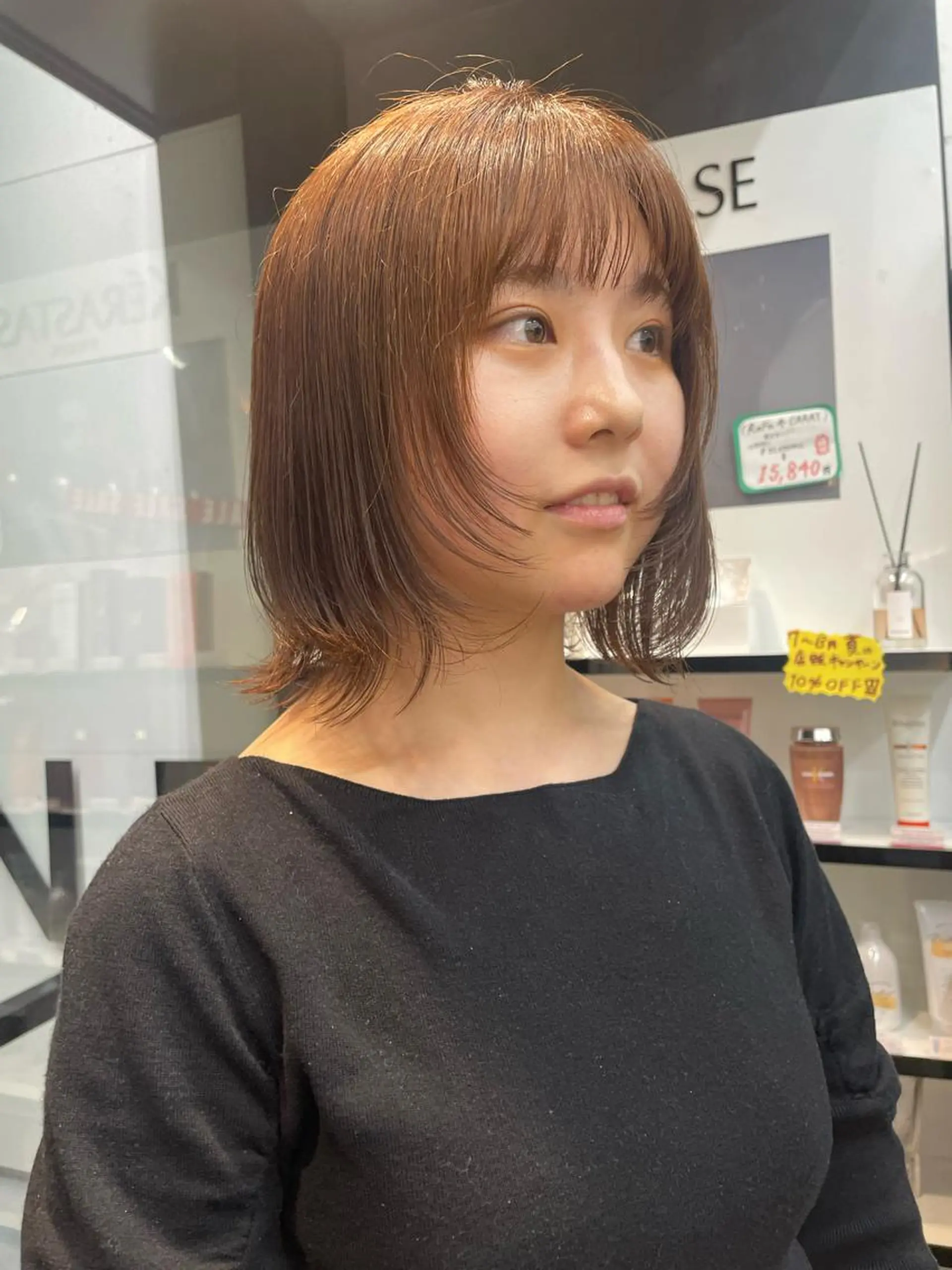 ショート カラー ヘアアレンジ mika｜ブルーカラ ー｜ハイトーンカラーのヘアスタイル