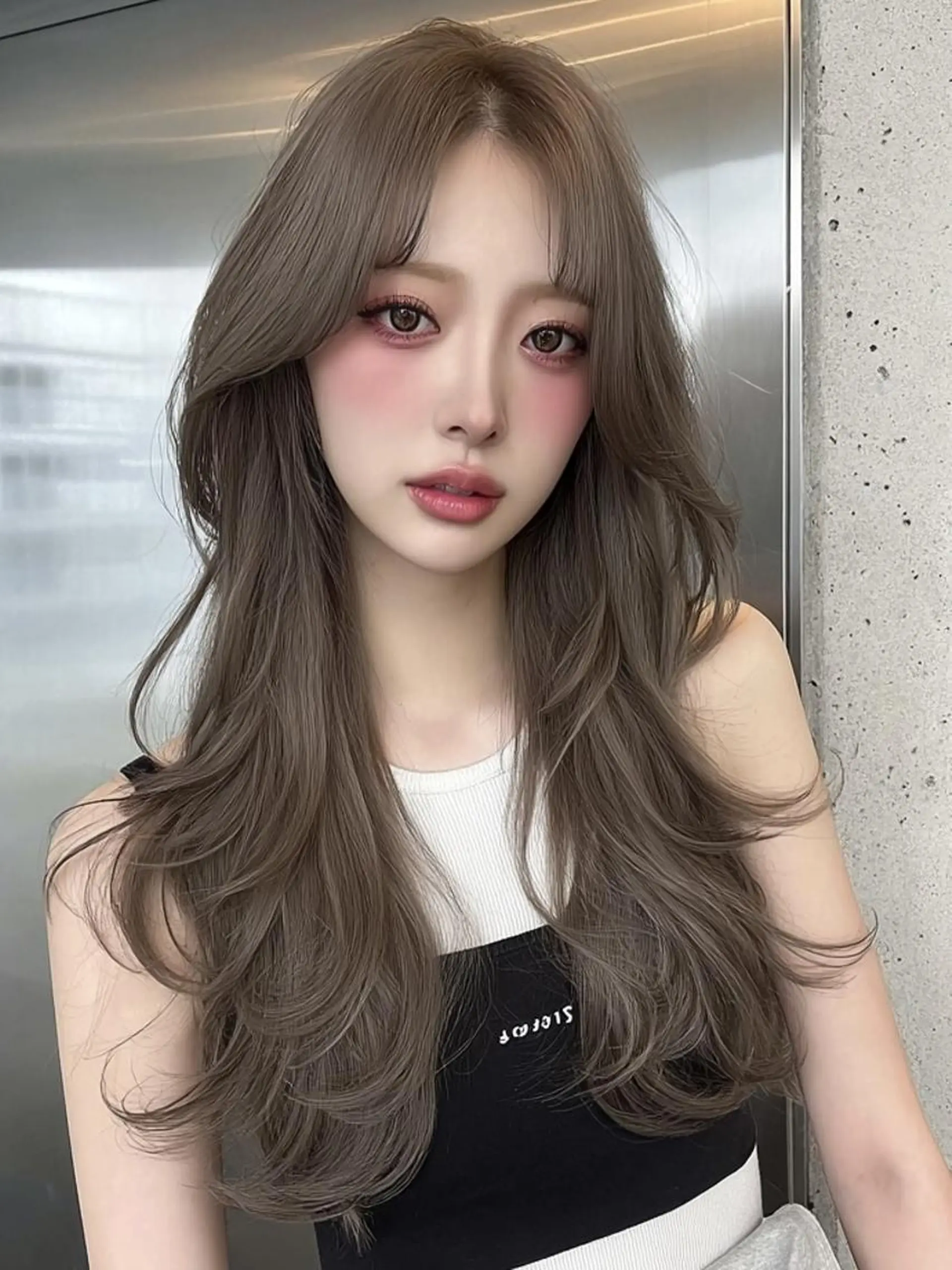 ロング ボブ 顔まわりレイヤー 髪質改善 韓国風ヘア レイヤーカット ヘアカラー 松井 美祐宇のヘアスタイル