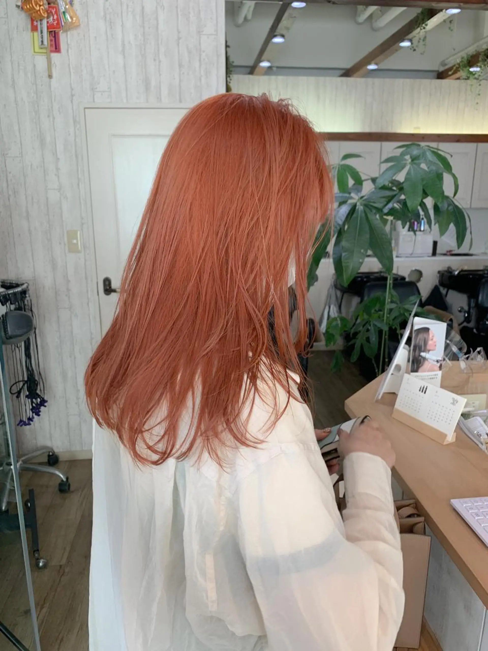 ロング カラー regalo 森重ユウのヘアスタイル