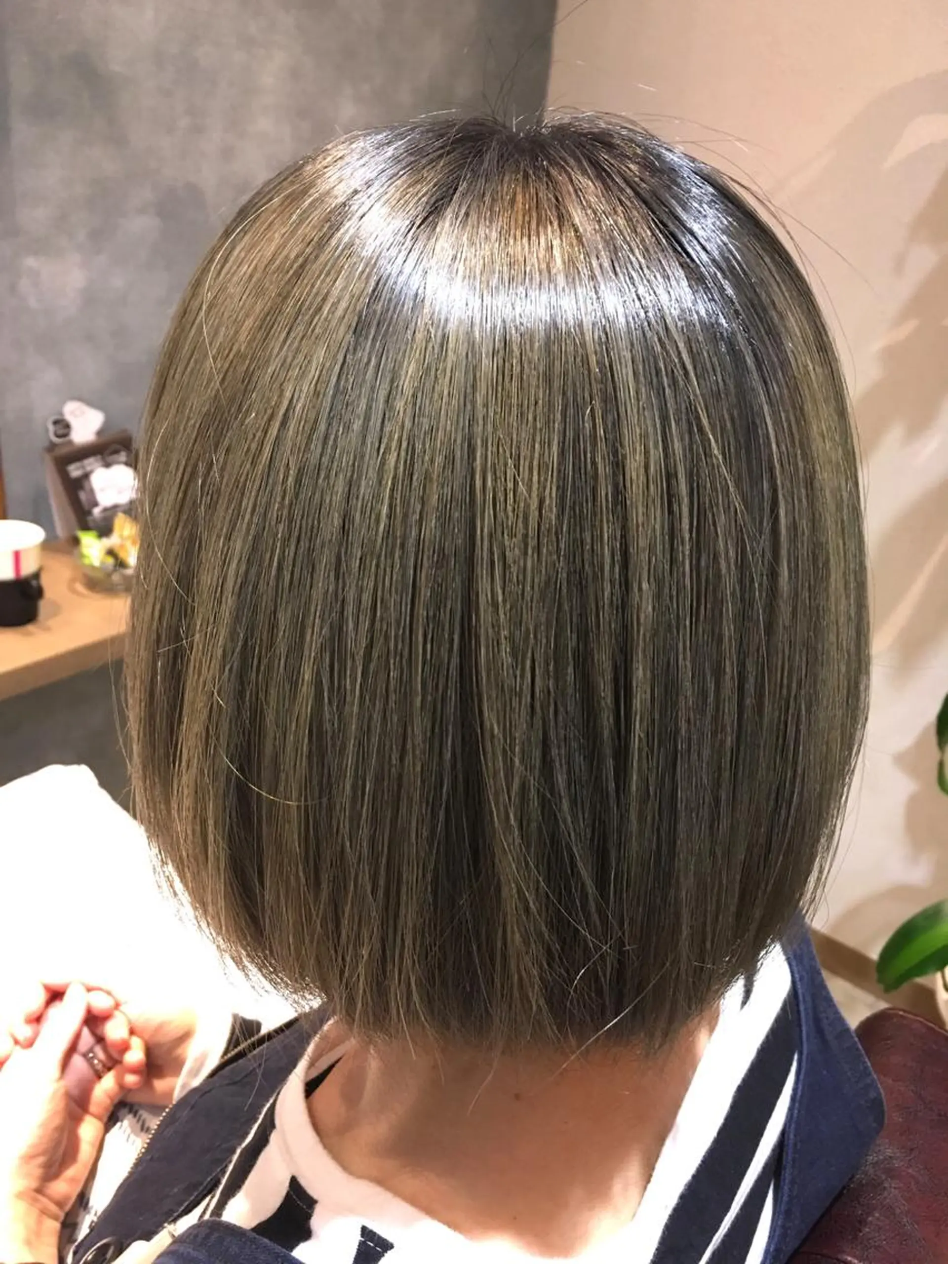 ショート カラー カット ヘアカラー トリートメント 浦山 和之のヘアスタイル