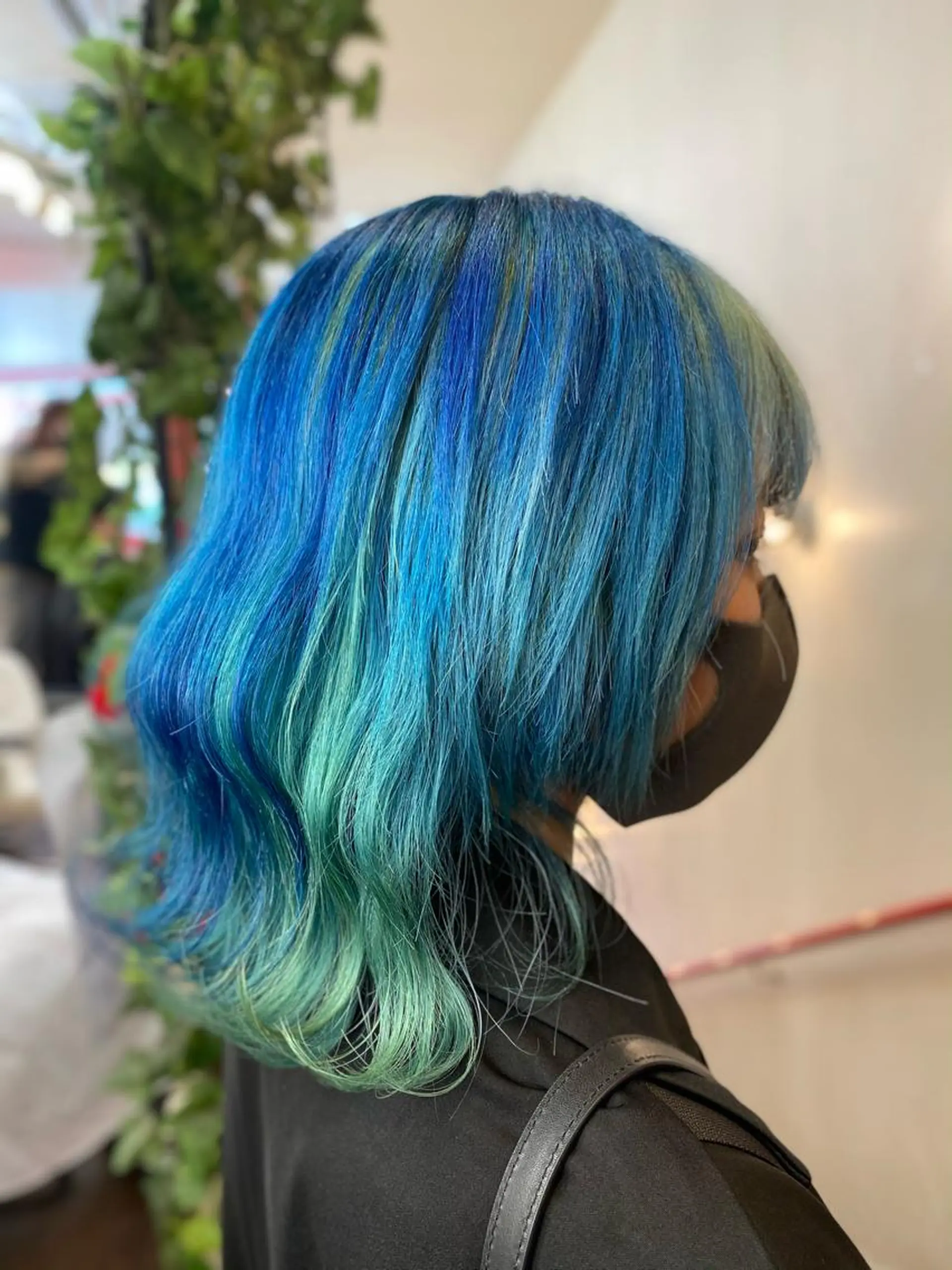 ミディアム ゆぴ☾‪/推しカラー /ハイトーンのヘアスタイル