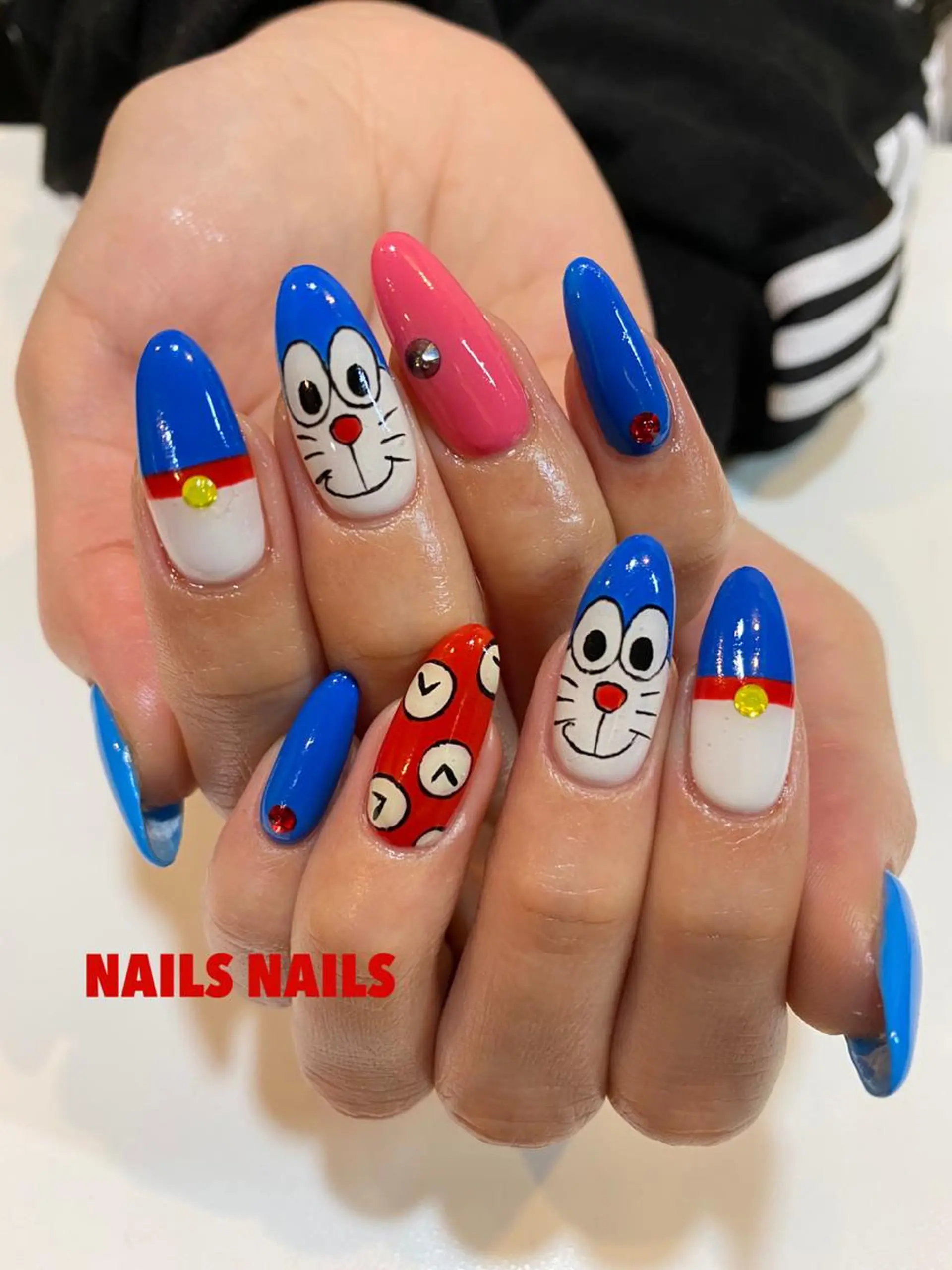 ネイル ジェルネイル NAILSNAILS ERIKAのネイルデザイン