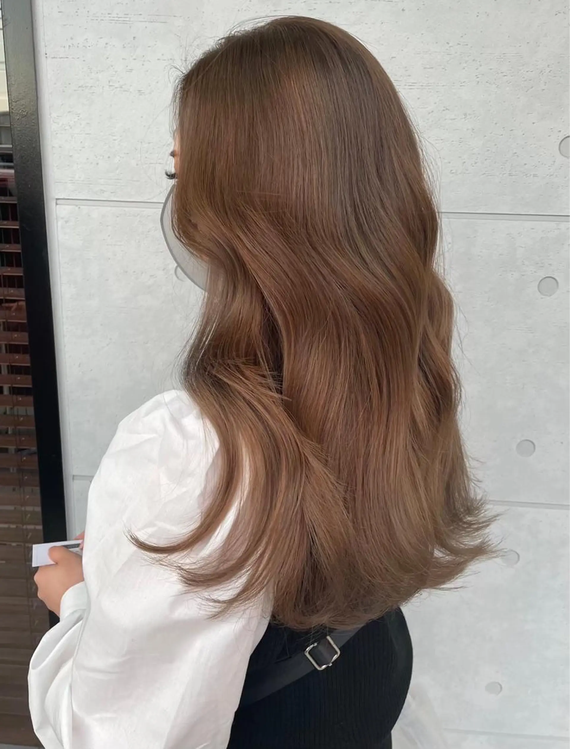 セミロング カラー ブラウンカラー 稲垣 優奈のヘアスタイル