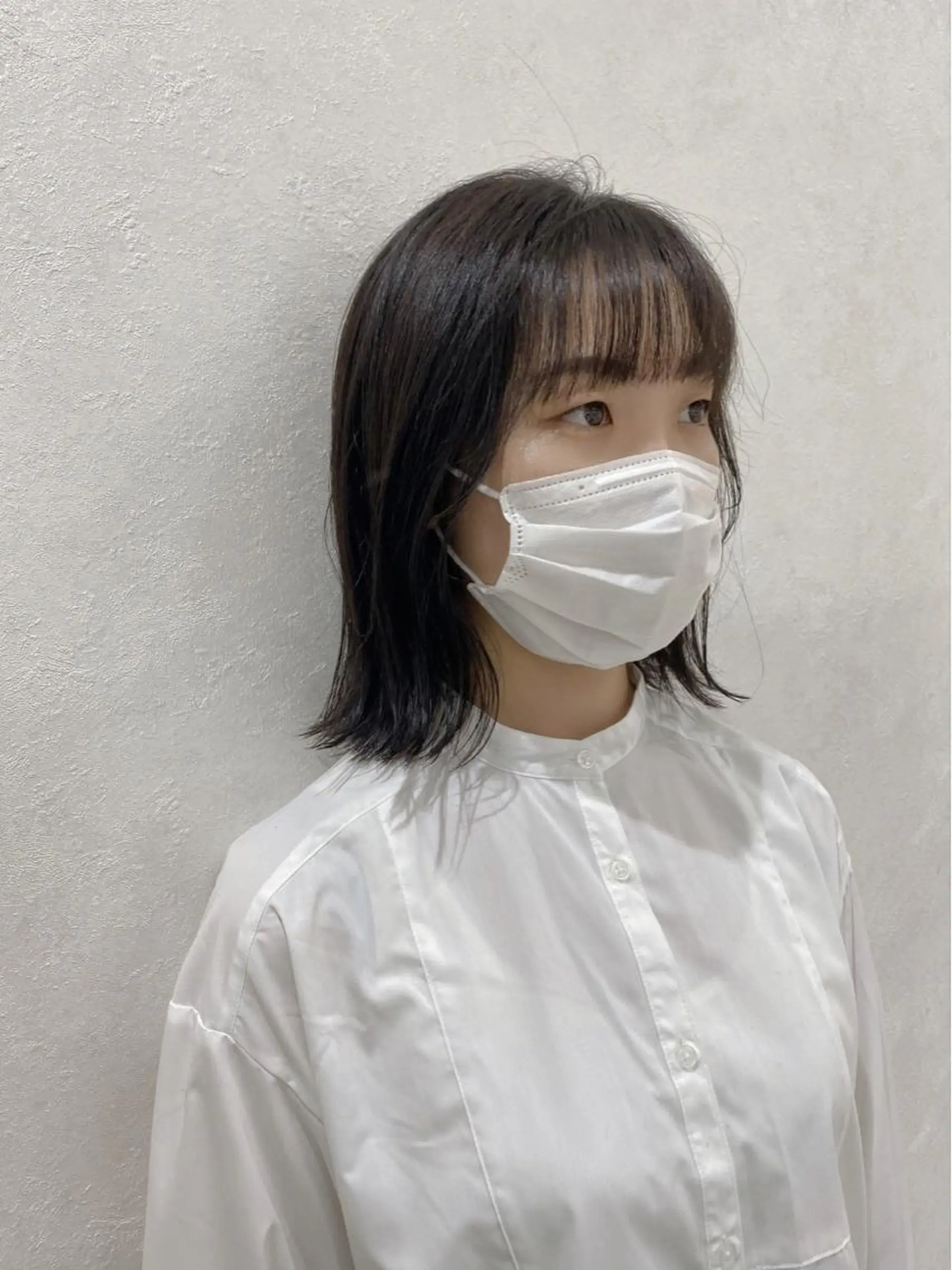 ミディアム カラー 透明感カラー 外ハネヘア カット ヘアカラー トリートメント 🌿縮毛矯正/ 髪質改善🌿コバヤシのヘアスタイル