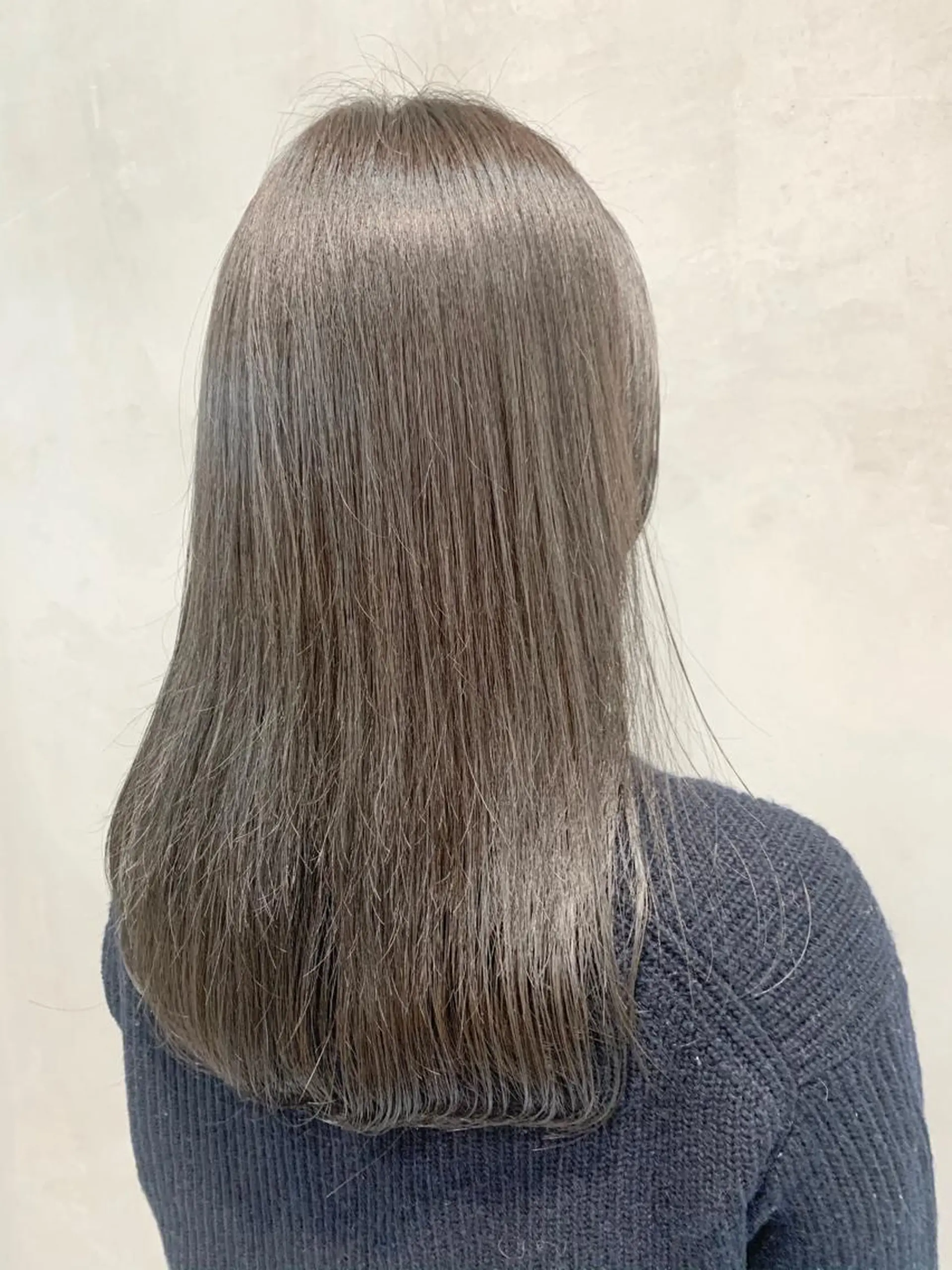 セミロング カラー ヘアアレンジ ミニボブ/ブリーチ 🌈MISATOのヘアスタイル