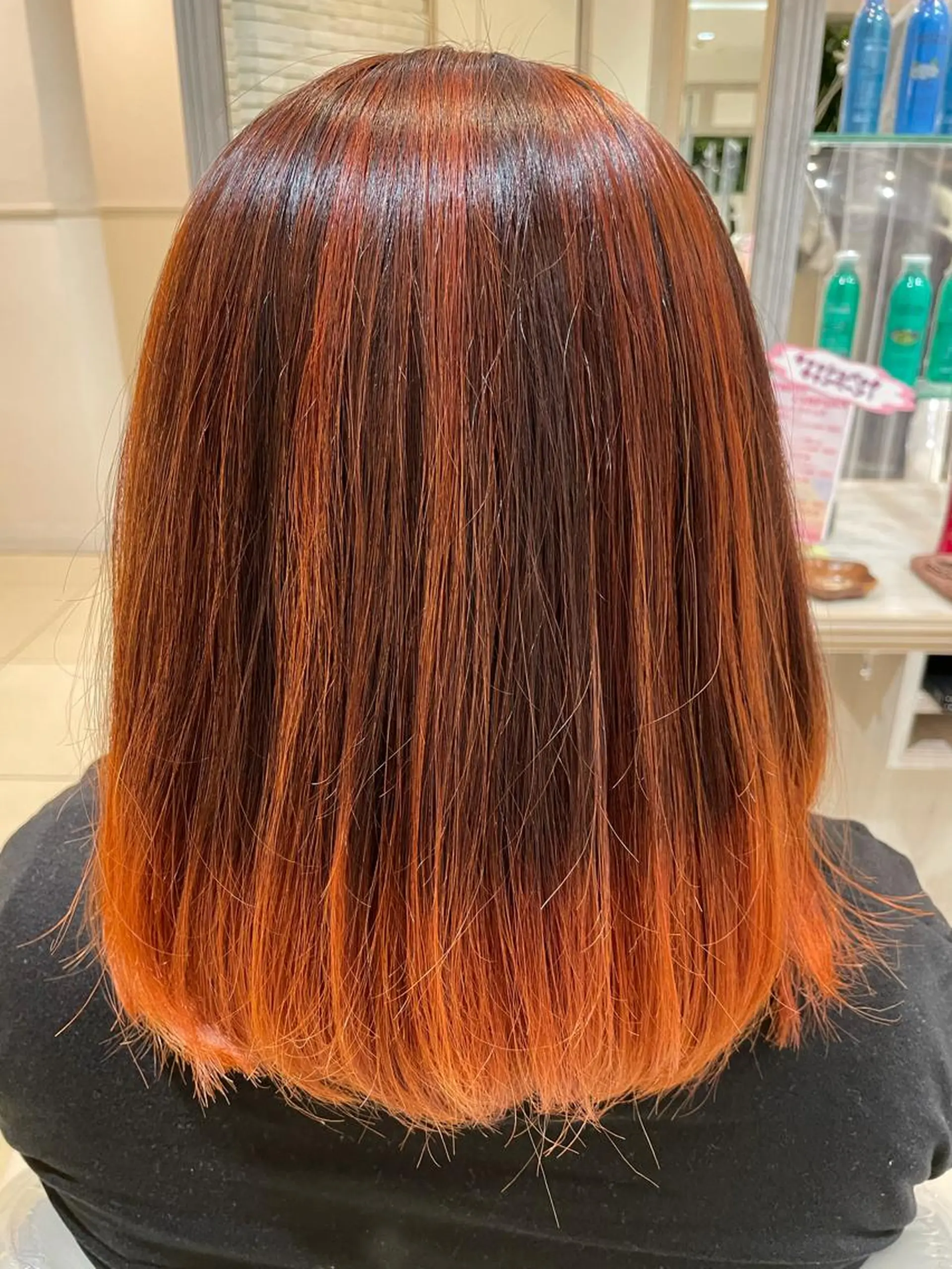 カラー 岡屋 瞬のヘアスタイル