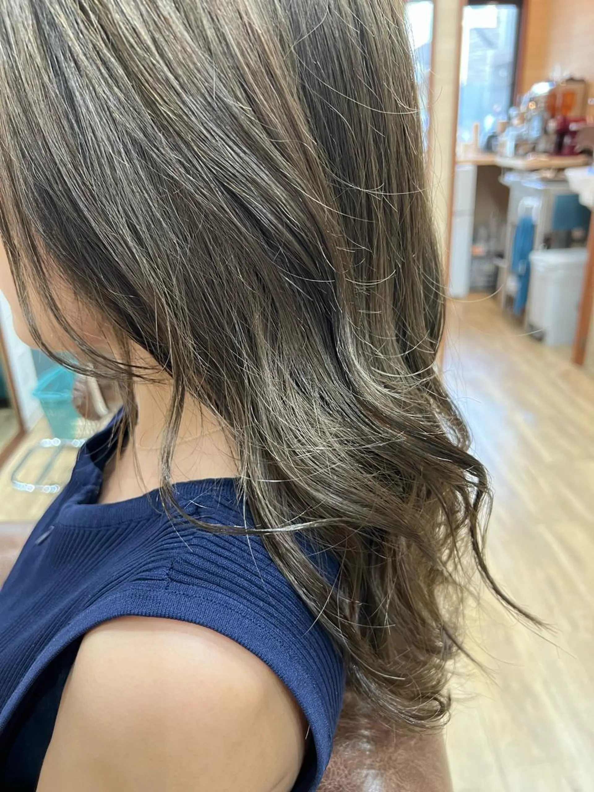 ロング カラー アディクシーカラー ベージュカラー オリーブベージュ 🍇おぐら めぐみ🍇のヘアスタイル