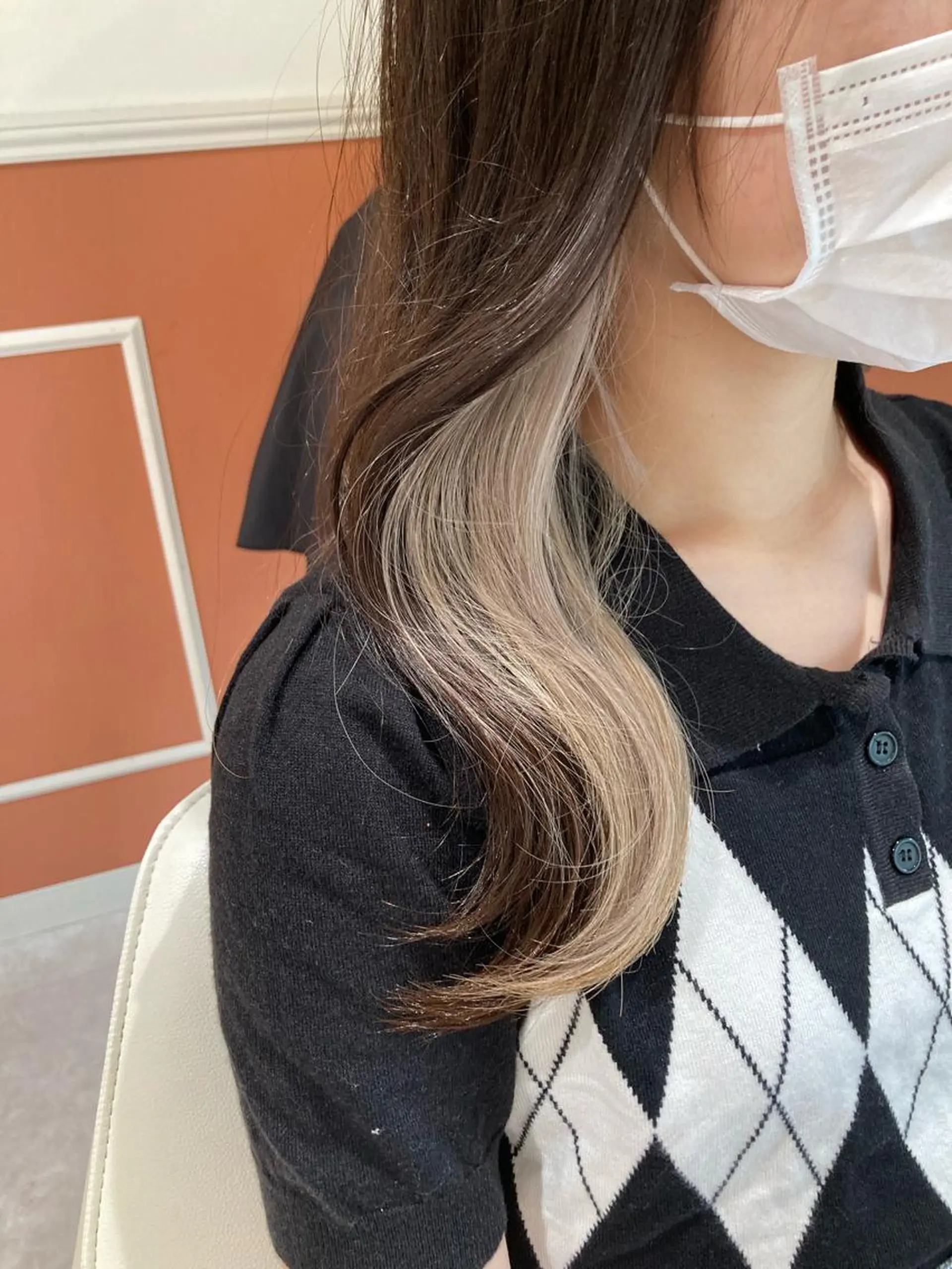 セミロング カラー ヘアアレンジ 山﨑 まなかのヘアスタイル