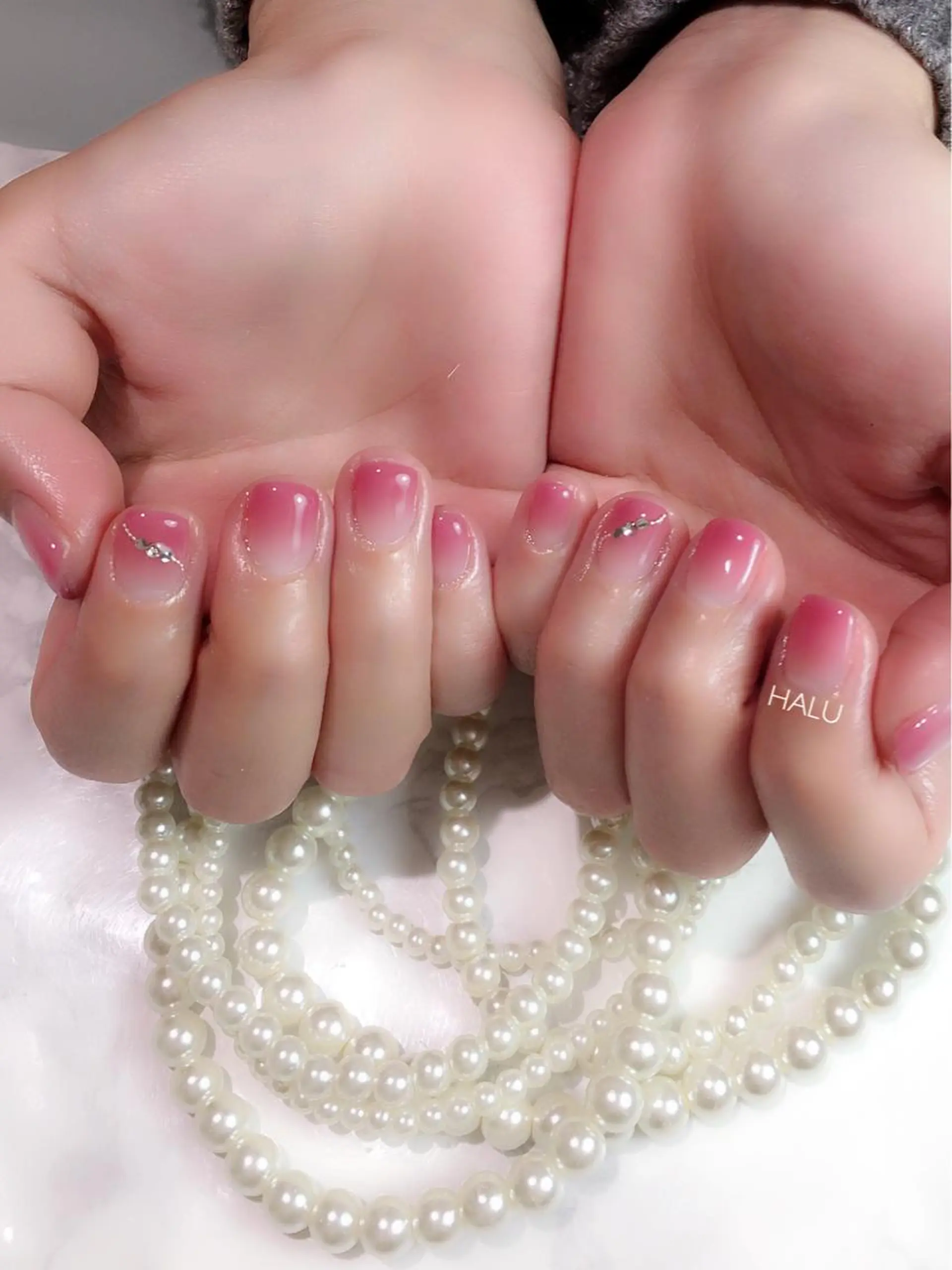 ネイル グラデーション スクエアネイル HALU ハルのネイルデザイン