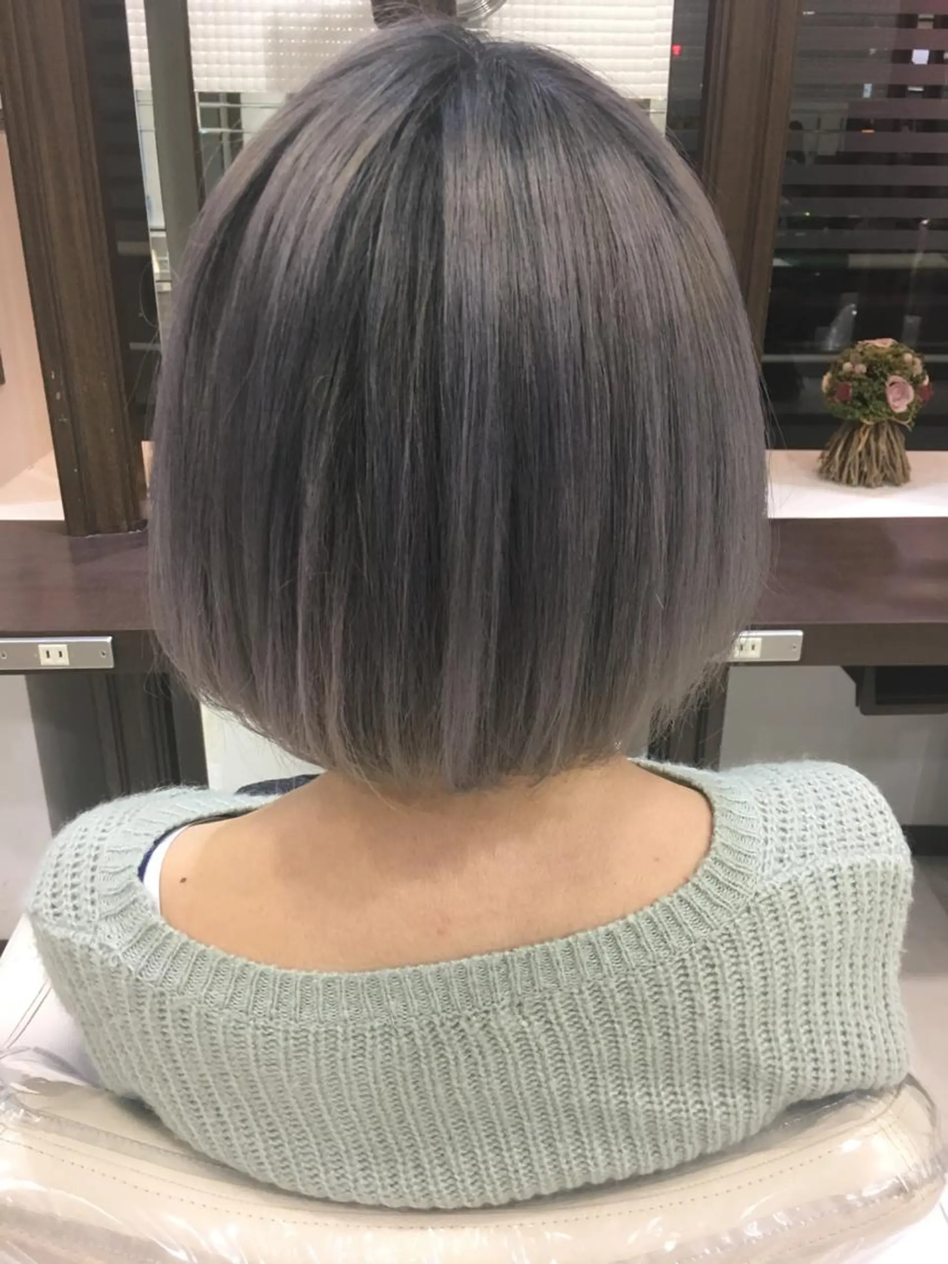 ショート カラー ブリーチ 寺内 紳悟のヘアスタイル