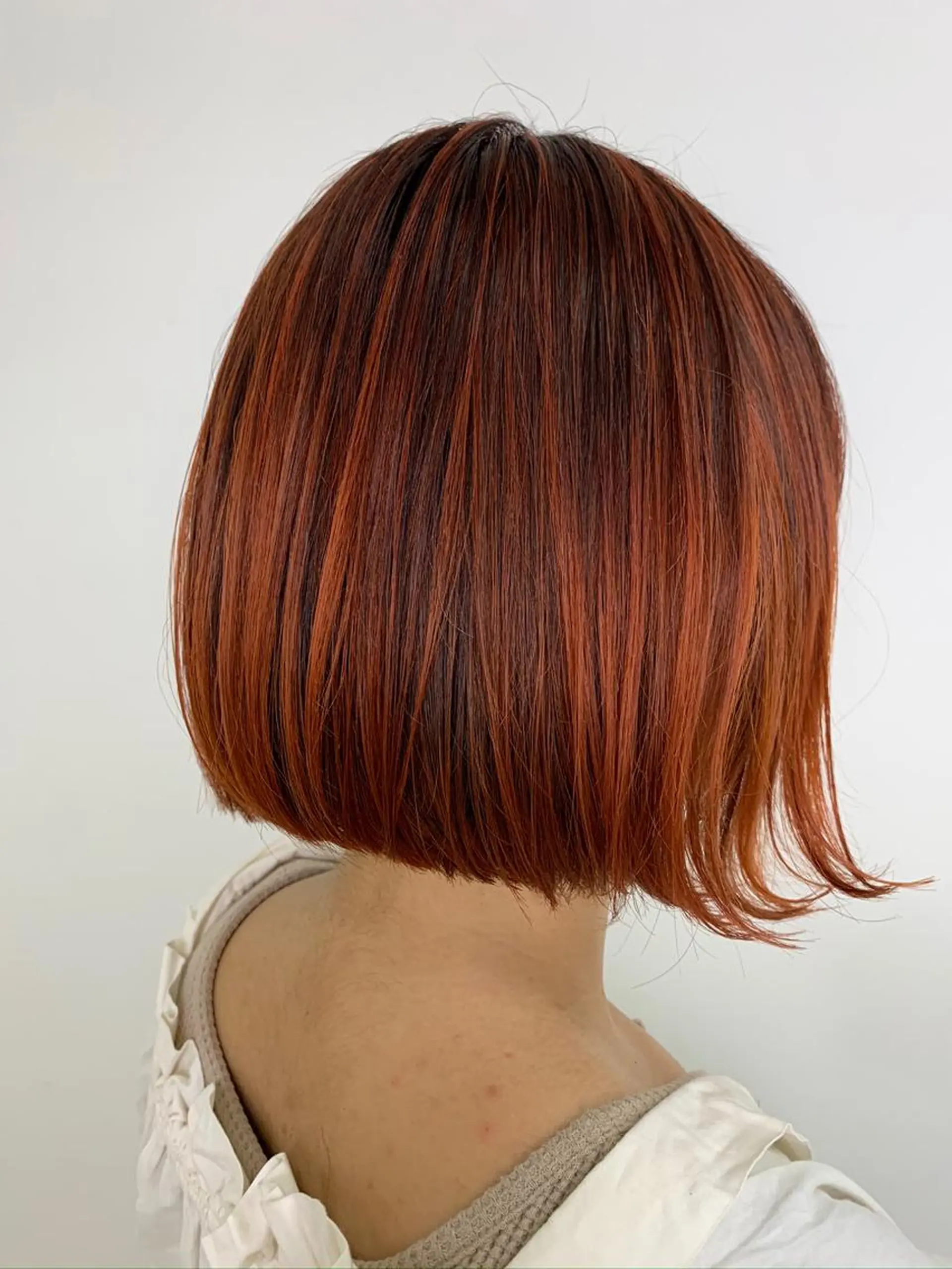 ミディアム カラー ブリーチ ハイライトカラー オレンジ ボブ ハイライト カット ヘアカラー 卒業式受付中🌻 肥田亜沙美のその他イメージ