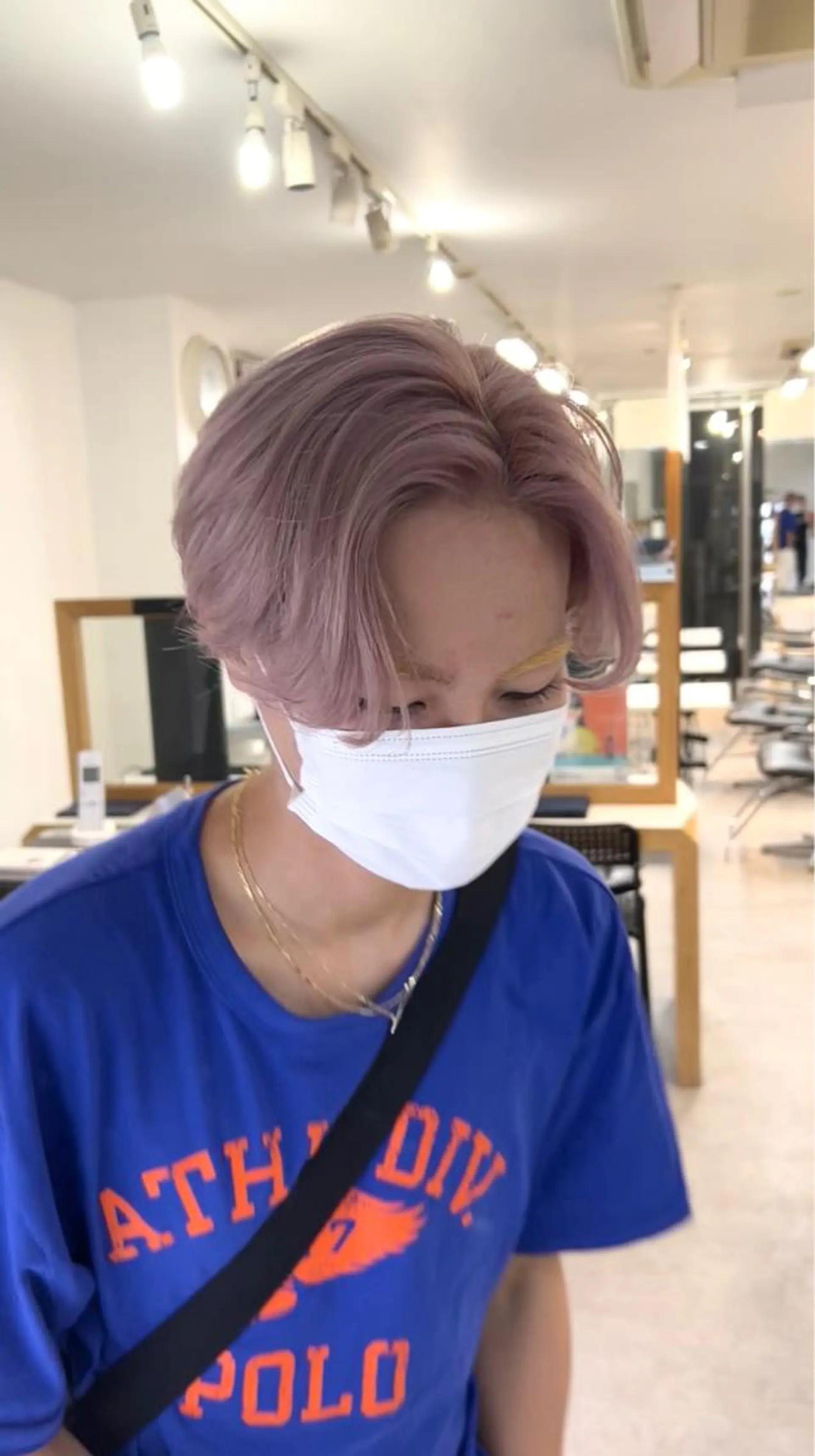 ショート カラー パーマ ヘアアレンジ メンズ キッズ ネイル マツエク・マツパ アイブロウ メンズハイトーン 透明感カラー ハイトーンカラー ピンクカラー 眉カラー カット ヘアカラー ショートヘア原宿 fifth コシのヘアスタイル