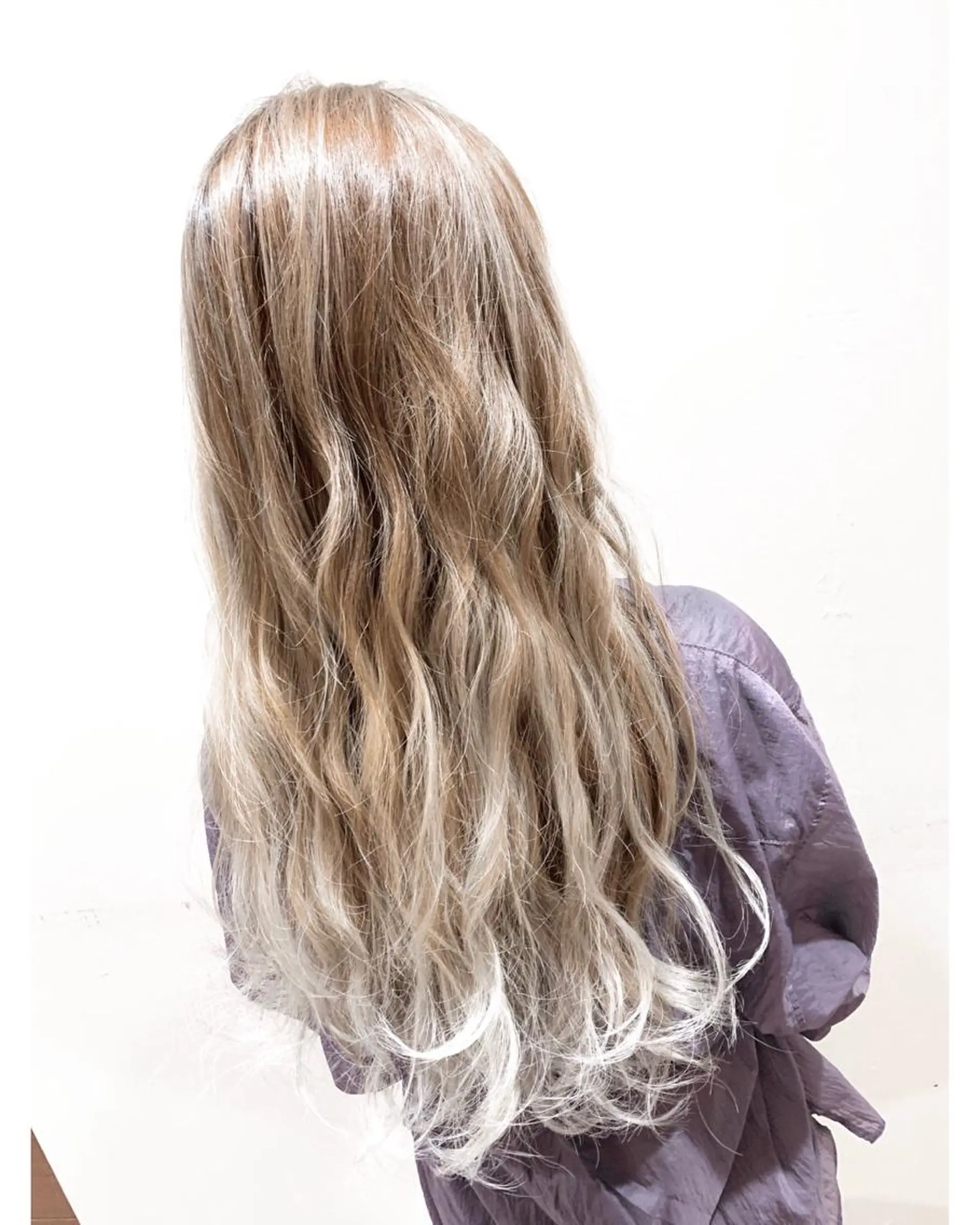 ロング カラー バレイヤージュ レイヤーカット 💓シールエクステ ルミエールのヘアスタイル