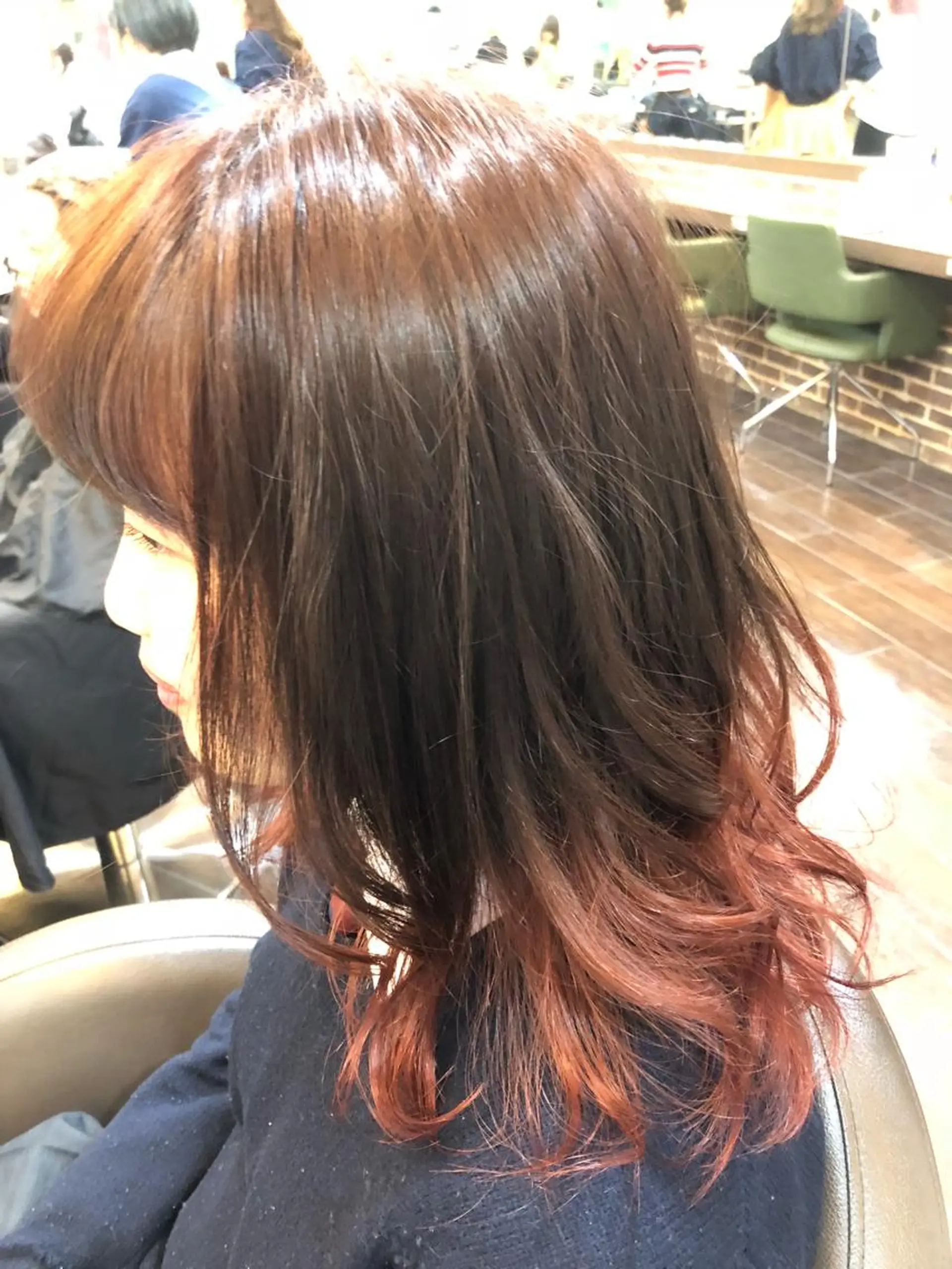 セミロング カラー パーマ アッシュ グラデーションカラー ピンクカラー ピンクアッシュ 外国人風カラー 高橋 隆一のヘアスタイル