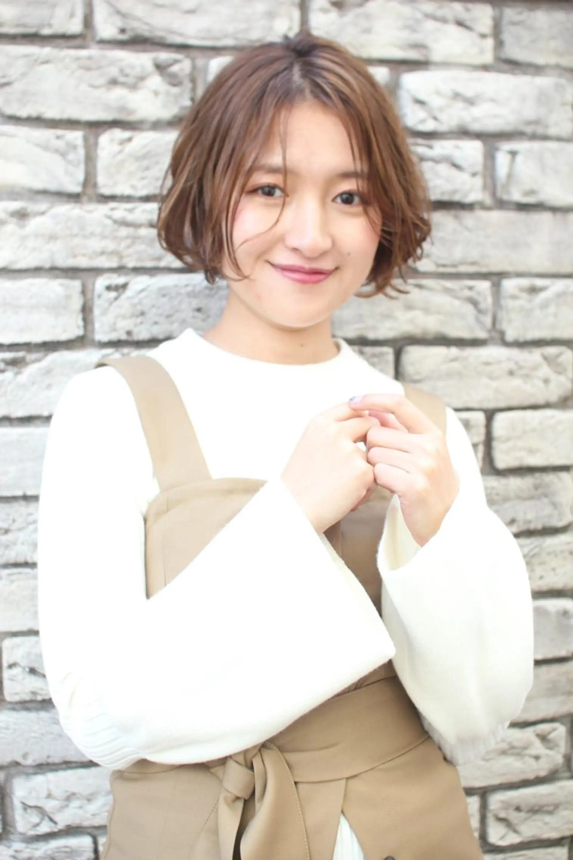 ショート カラー 羽田 ひろむのヘアスタイル