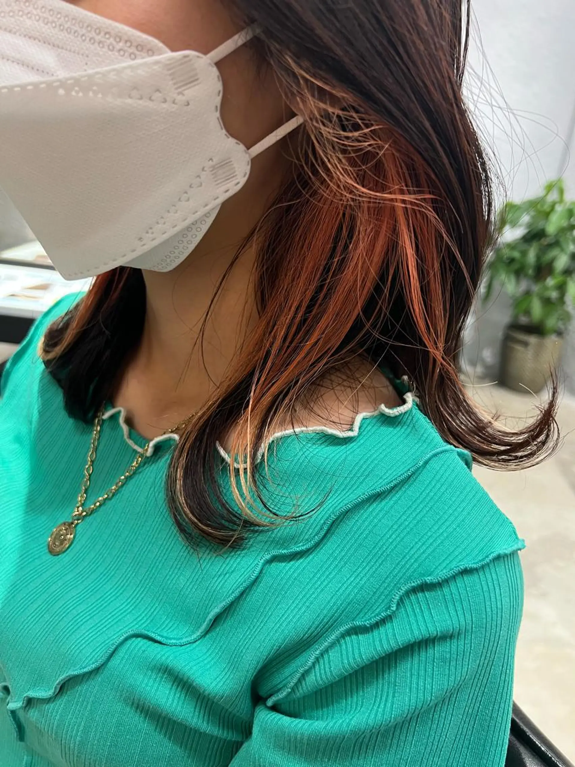 セミロング カラー イヤリングカラー オレンジ テラコッタ オタク美容師💟 チバコナツのヘアスタイル